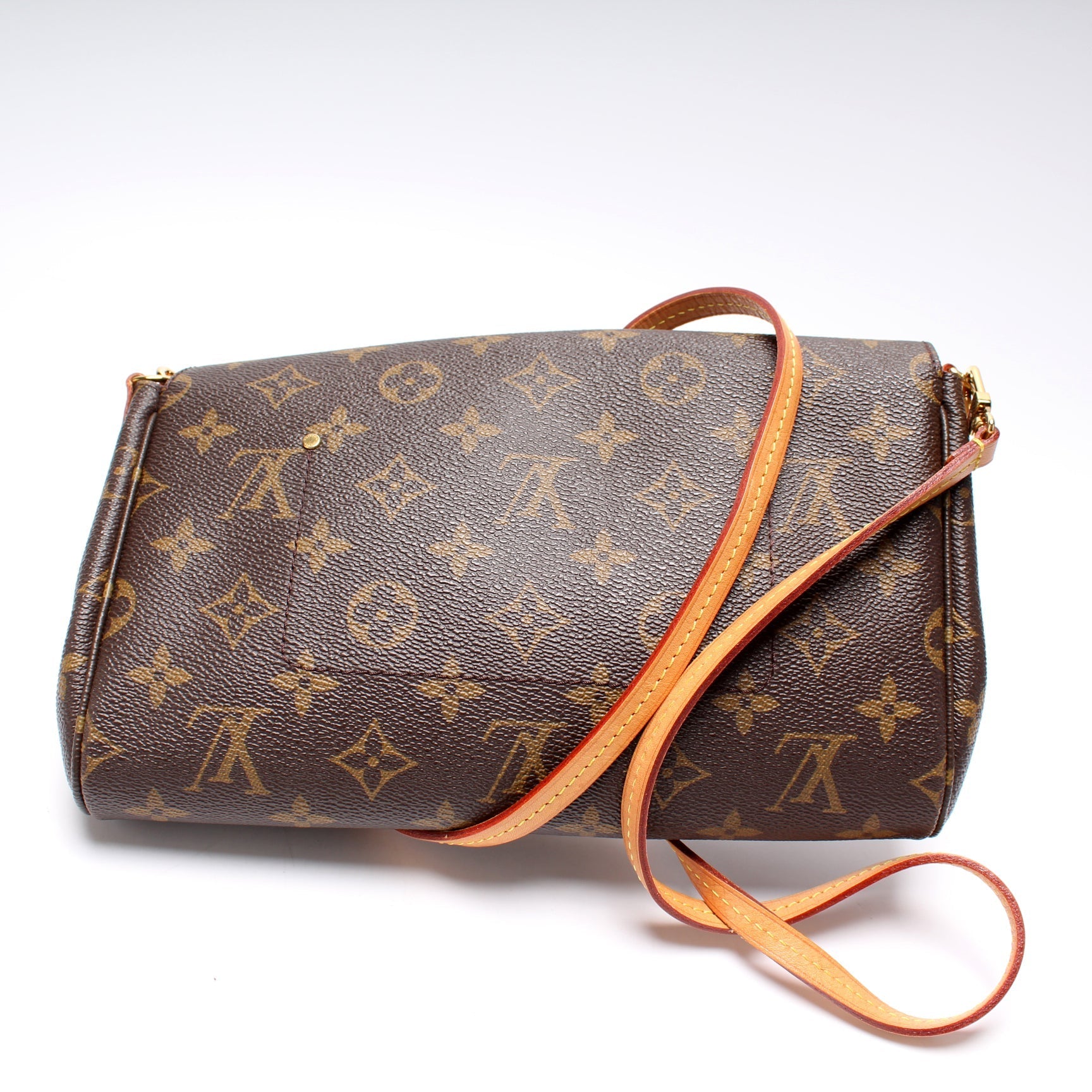 Louis Vuitton Favorite PM Monogram Handbag Monogram 14