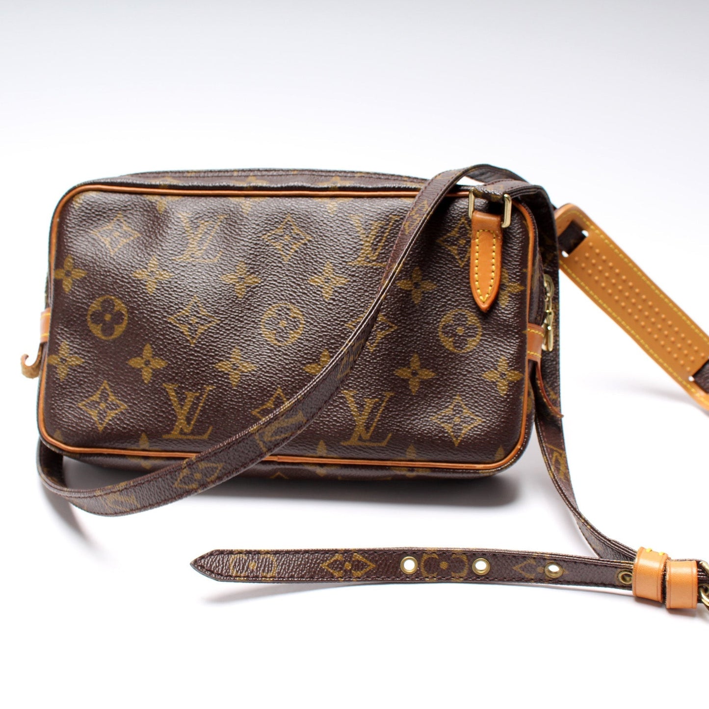 Louis Vuitton Pochette Marly Bandouliere Monogram Clutch Bag Bandouliere Monogram
