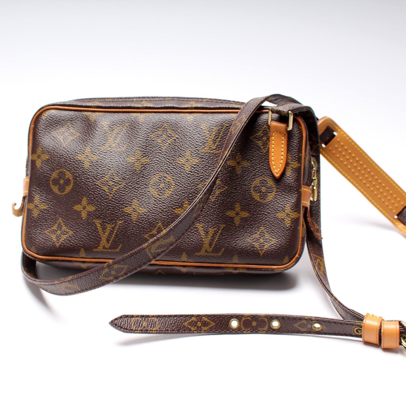 Louis Vuitton Pochette Marly Bandouliere Monogram Clutch Bag Bandouliere Monogram