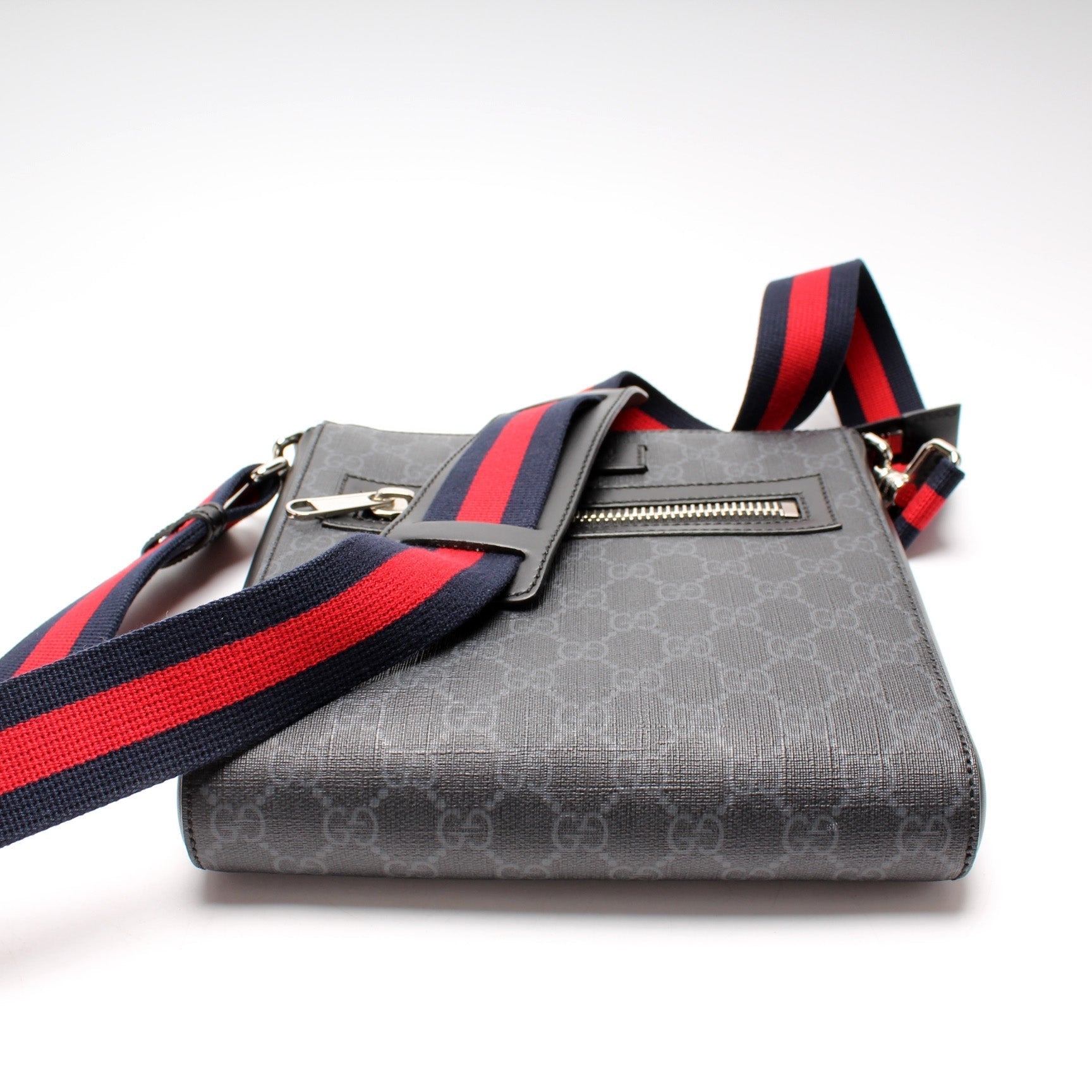 Gucci Supreme Messenger Bag Travel Bag Messenger Bag