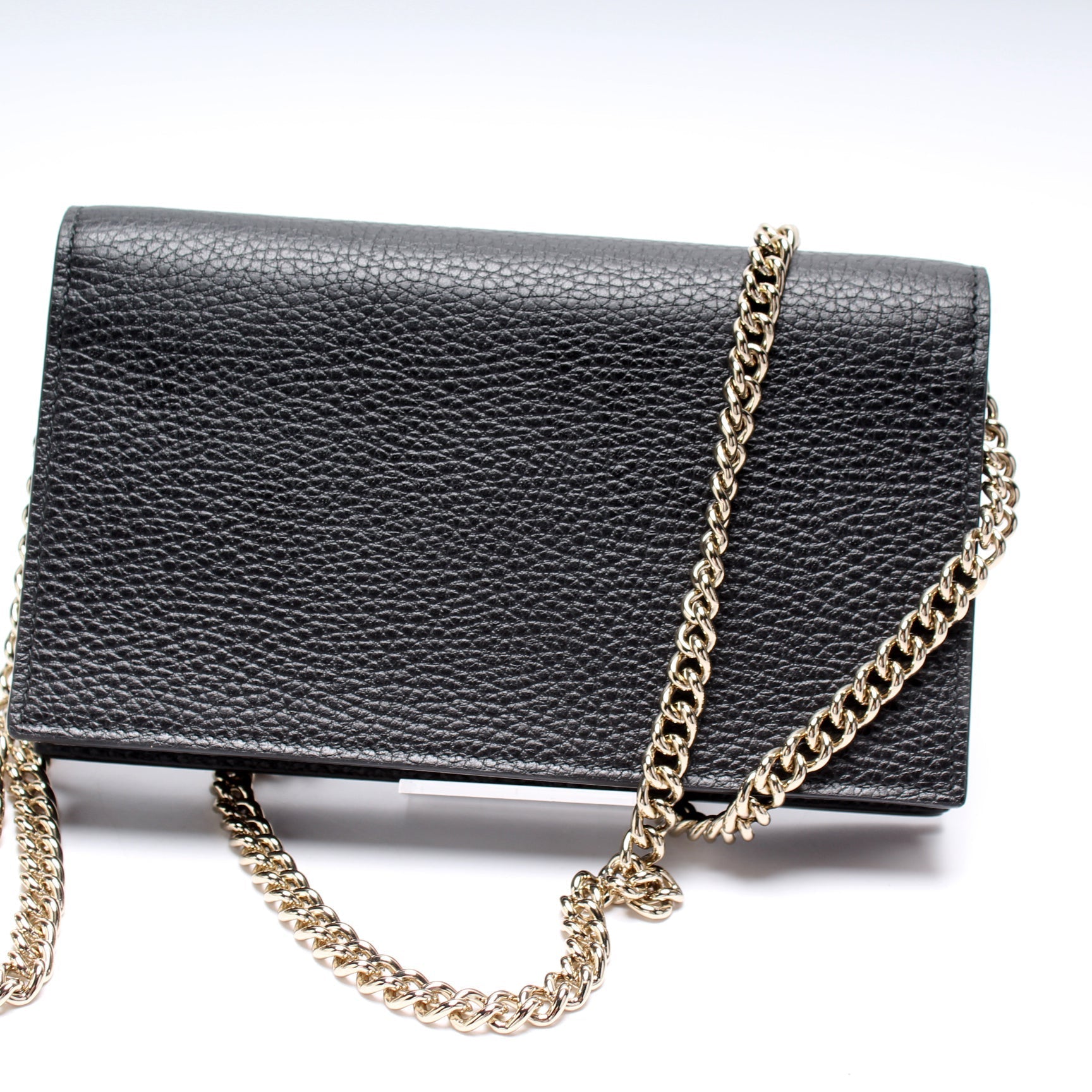 Gucci Interlocking GG Chain Wallet Case