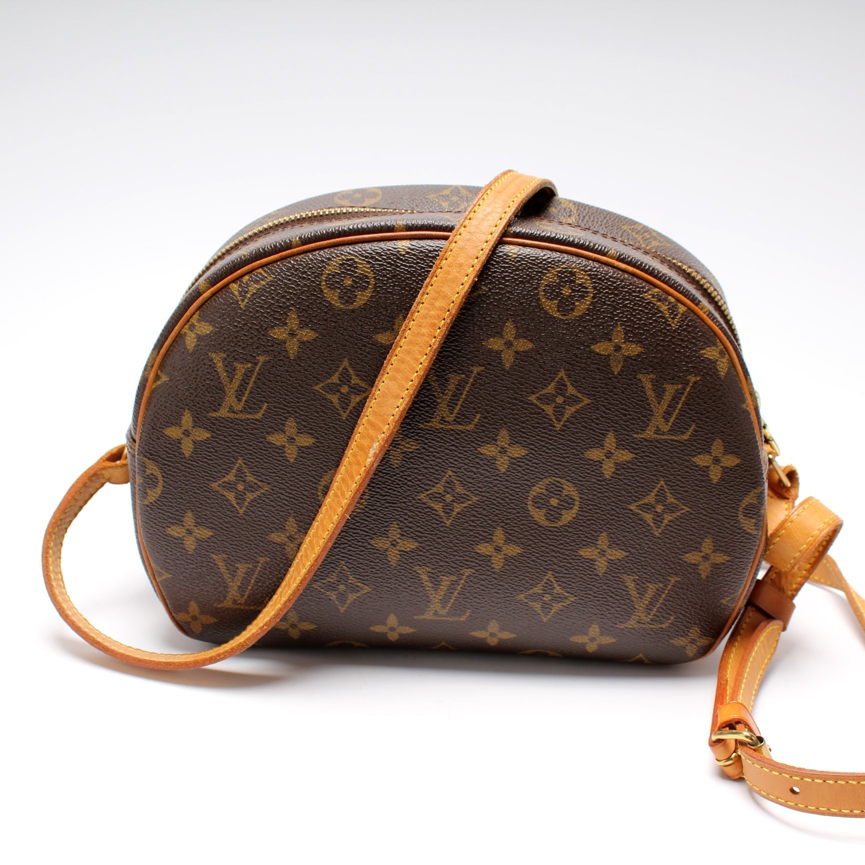 Louis Vuitton Blois Monogram Crossbody Bag Monogram 3