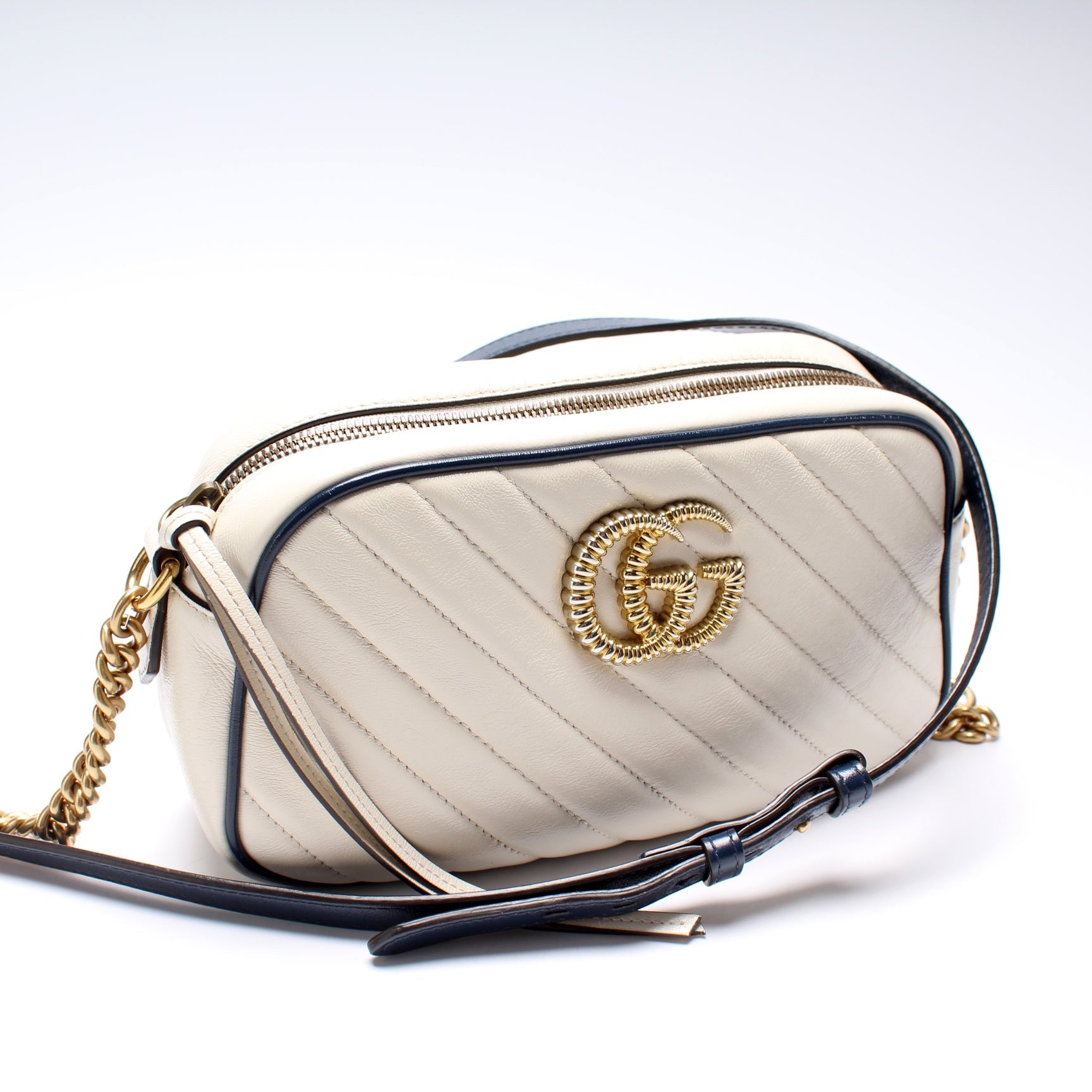 Gucci Marmont Torchon Camera Leather Small Crossbody Bag Camera Bag