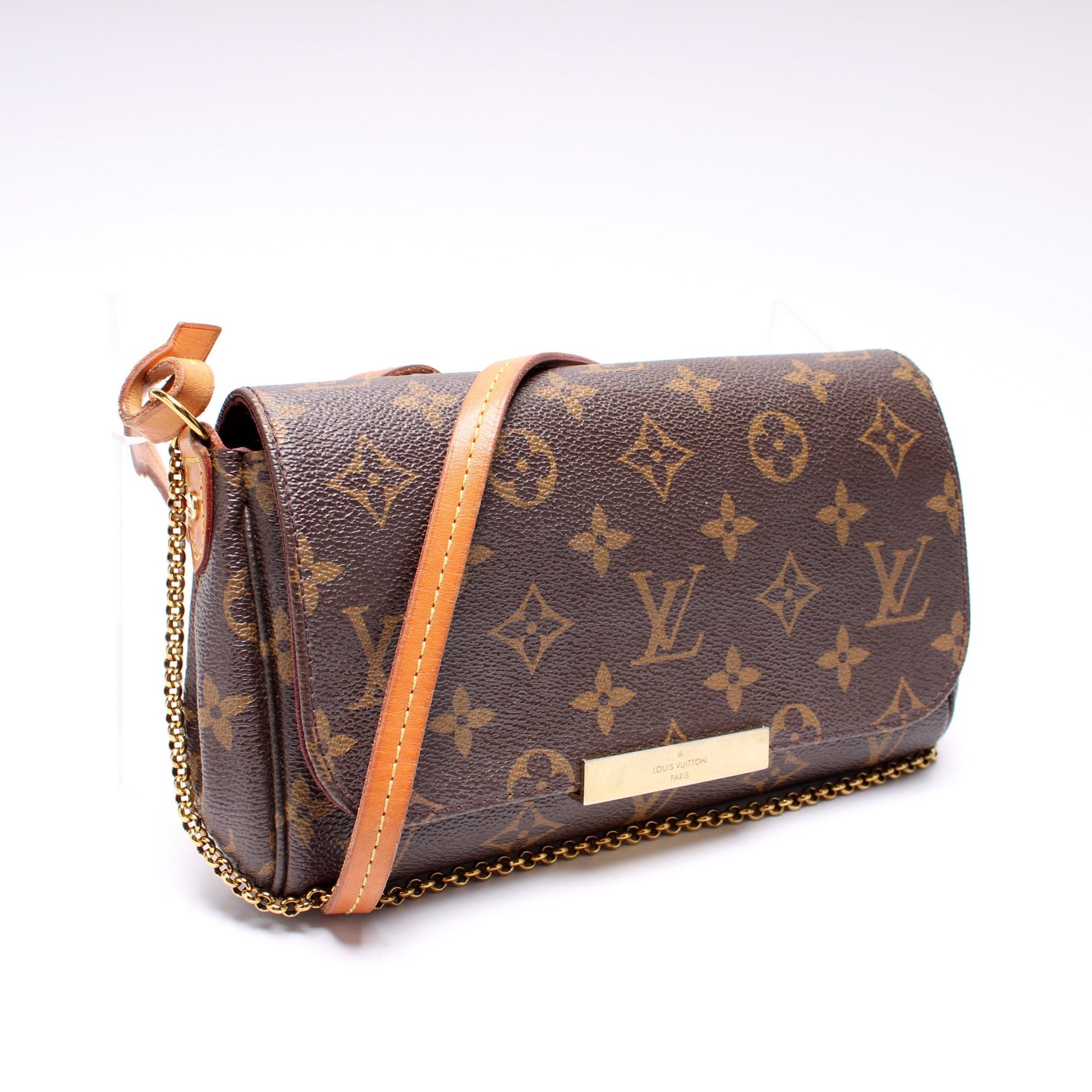 Louis Vuitton Favorite PM Monogram Handbag Monogram 16