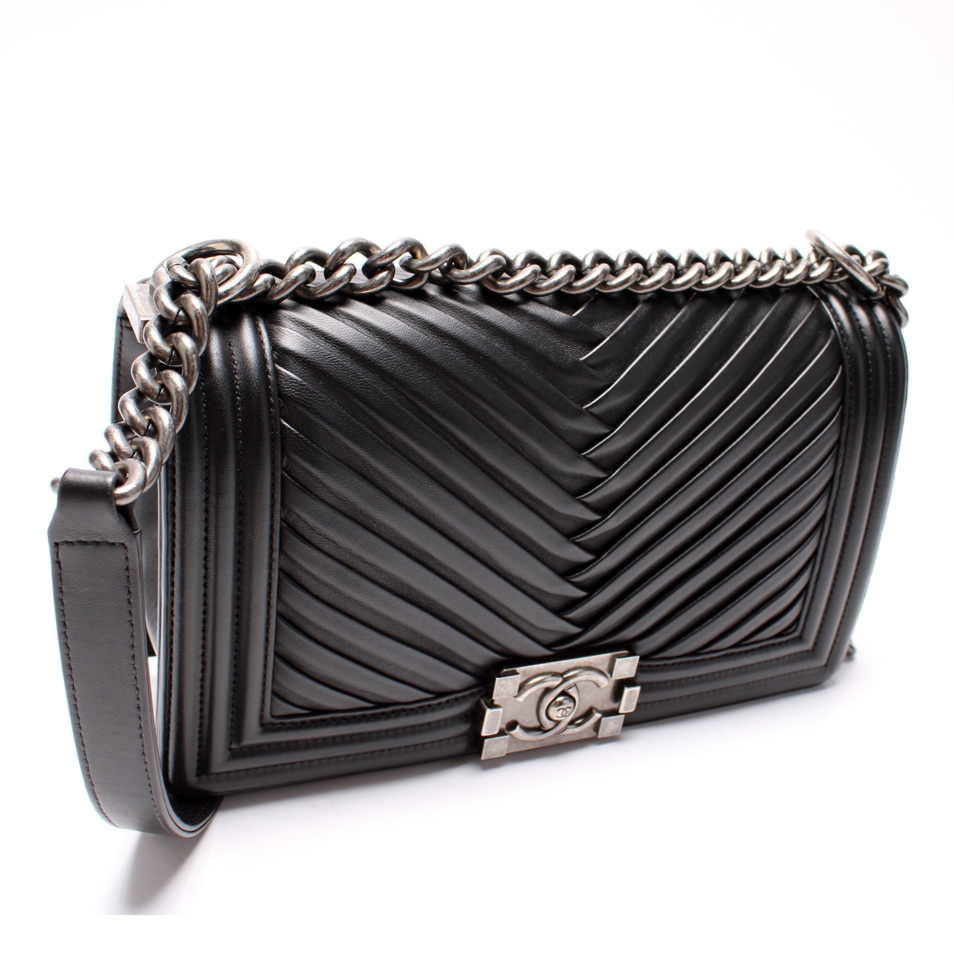 Chanel Boy Flap New Lambskin 23M Handbag