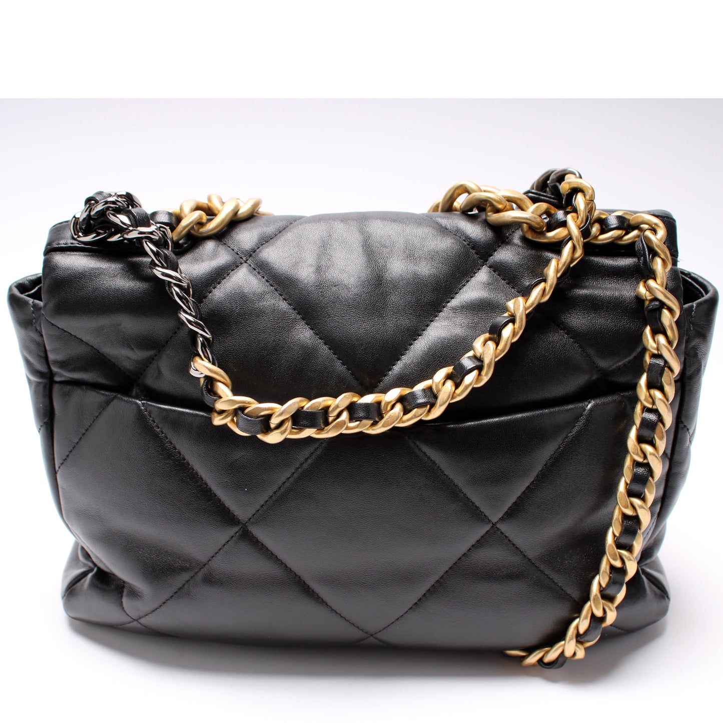 Chanel Quilted Goatskin 19 Flap 32+M Handbag