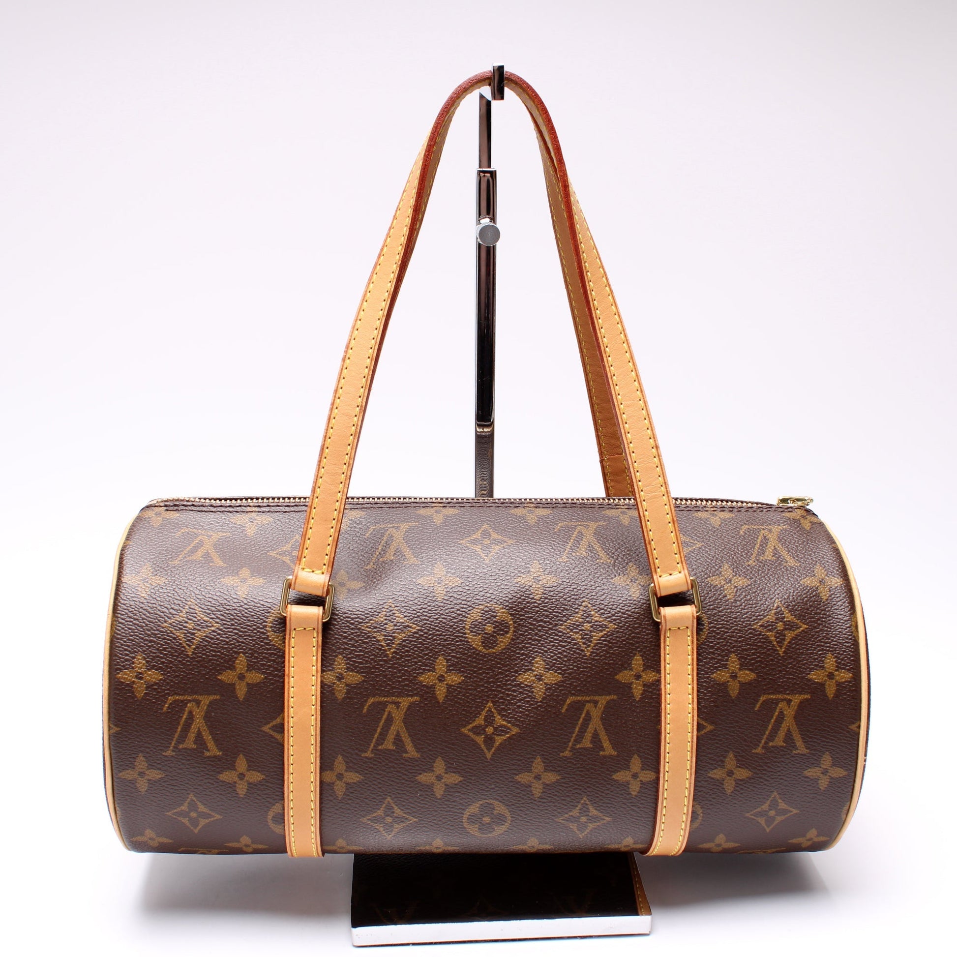 Louis Vuitton Papillon 30 11.5 W Monogram Handbag