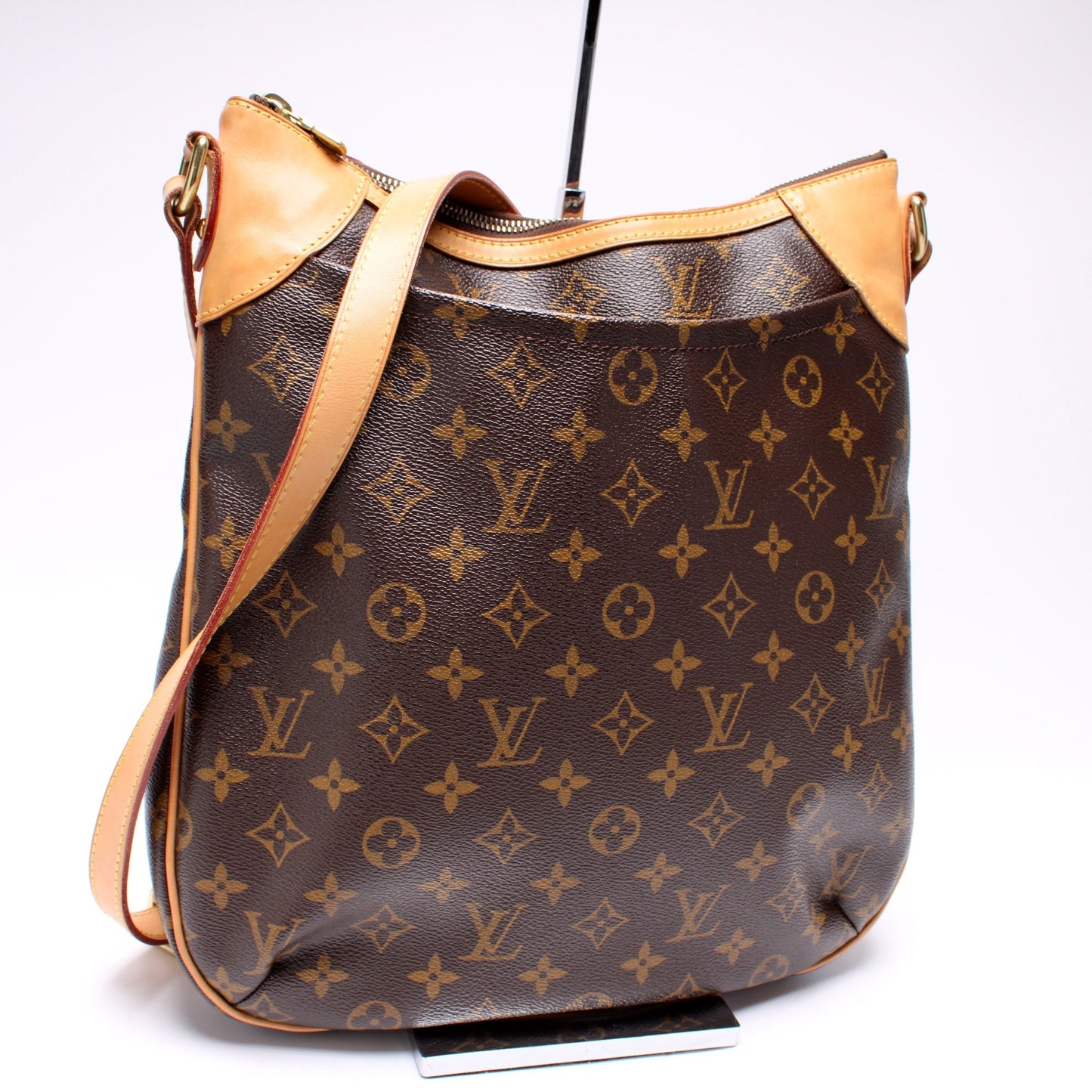 Louis Vuitton Odeon MM Monogram Handbag Monogram 5
