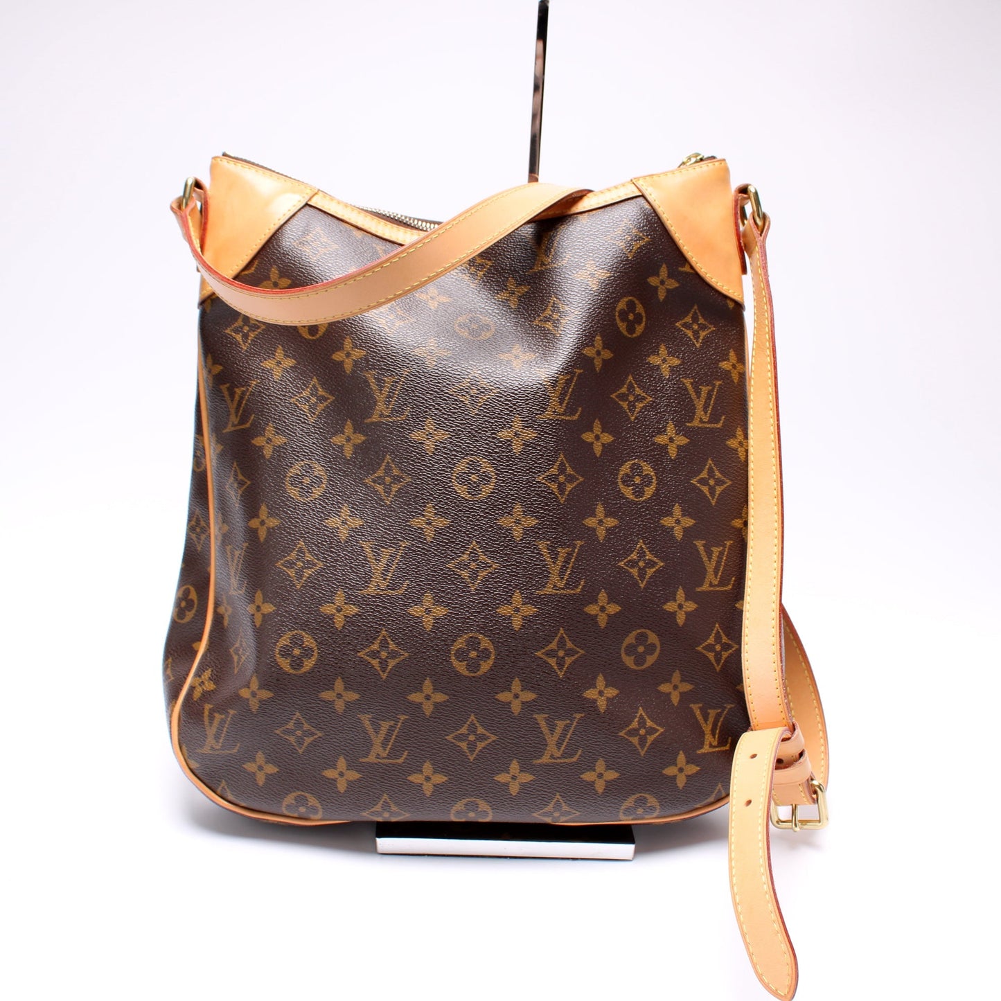 Louis Vuitton Odeon MM Monogram Handbag Monogram 5