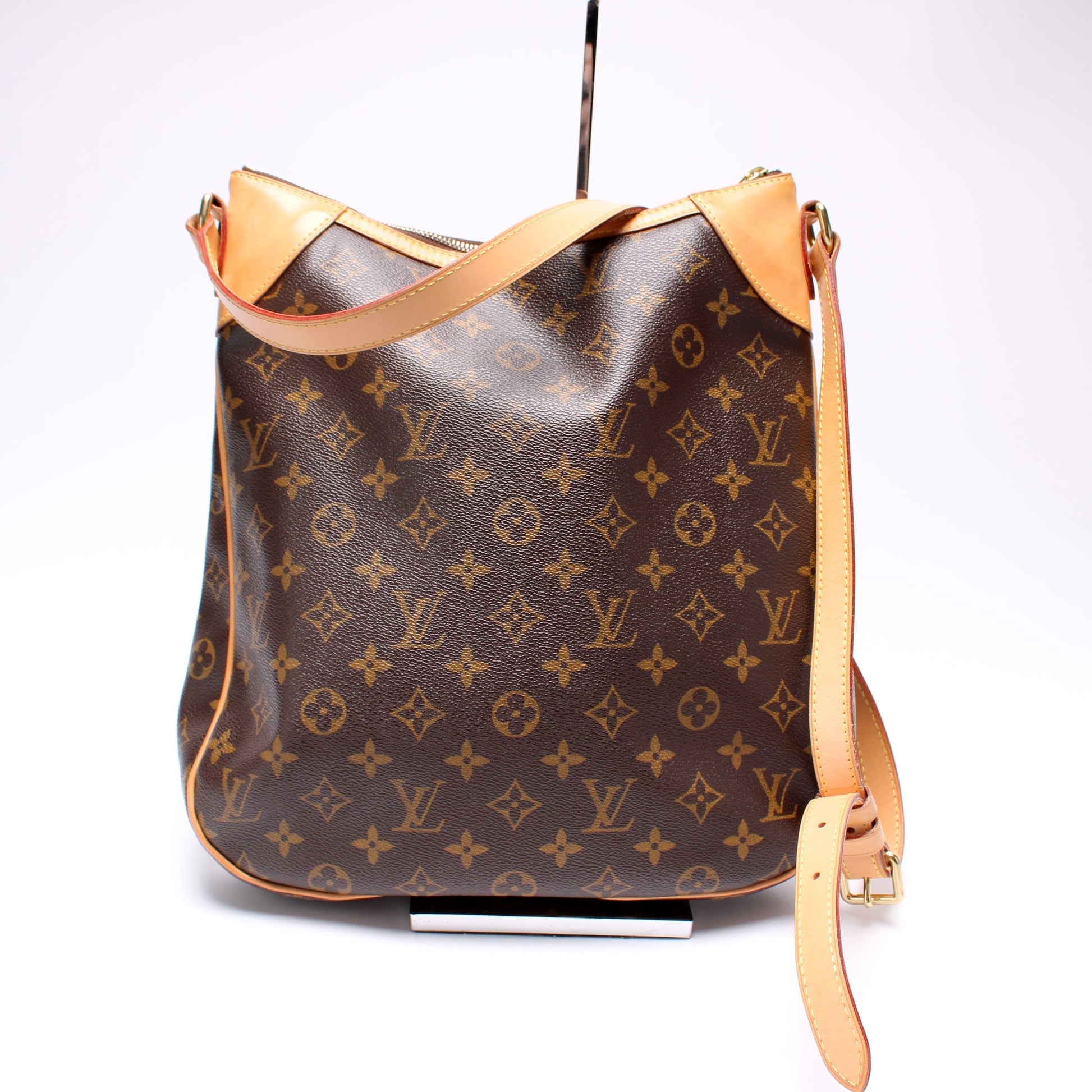 Louis Vuitton Odeon MM Monogram Handbag Monogram 5