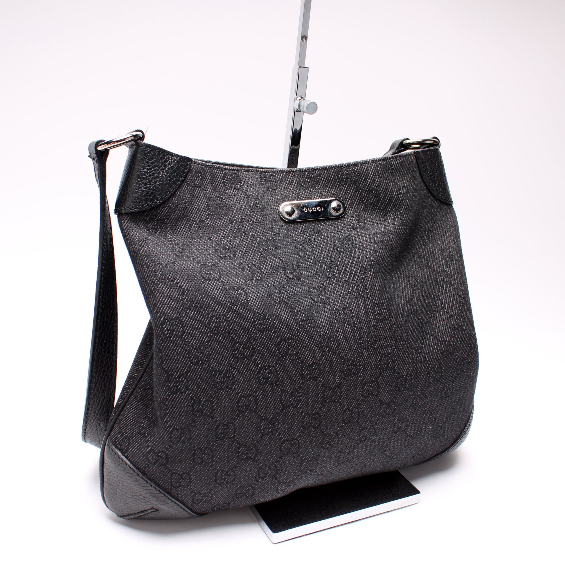 Gucci GG Canvas Shoulder Bag 15