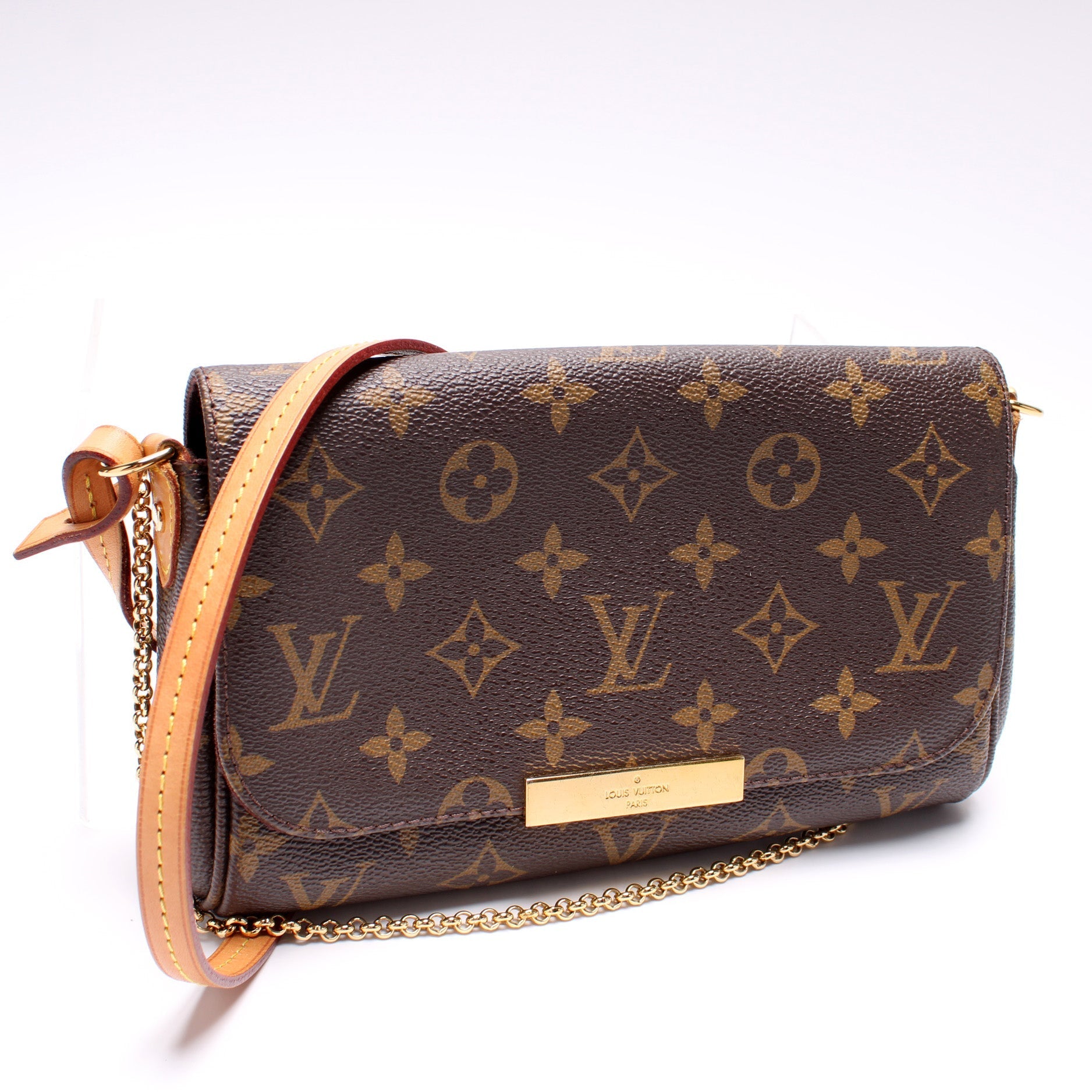 Louis Vuitton Favorite PM Monogram Handbag Monogram 18