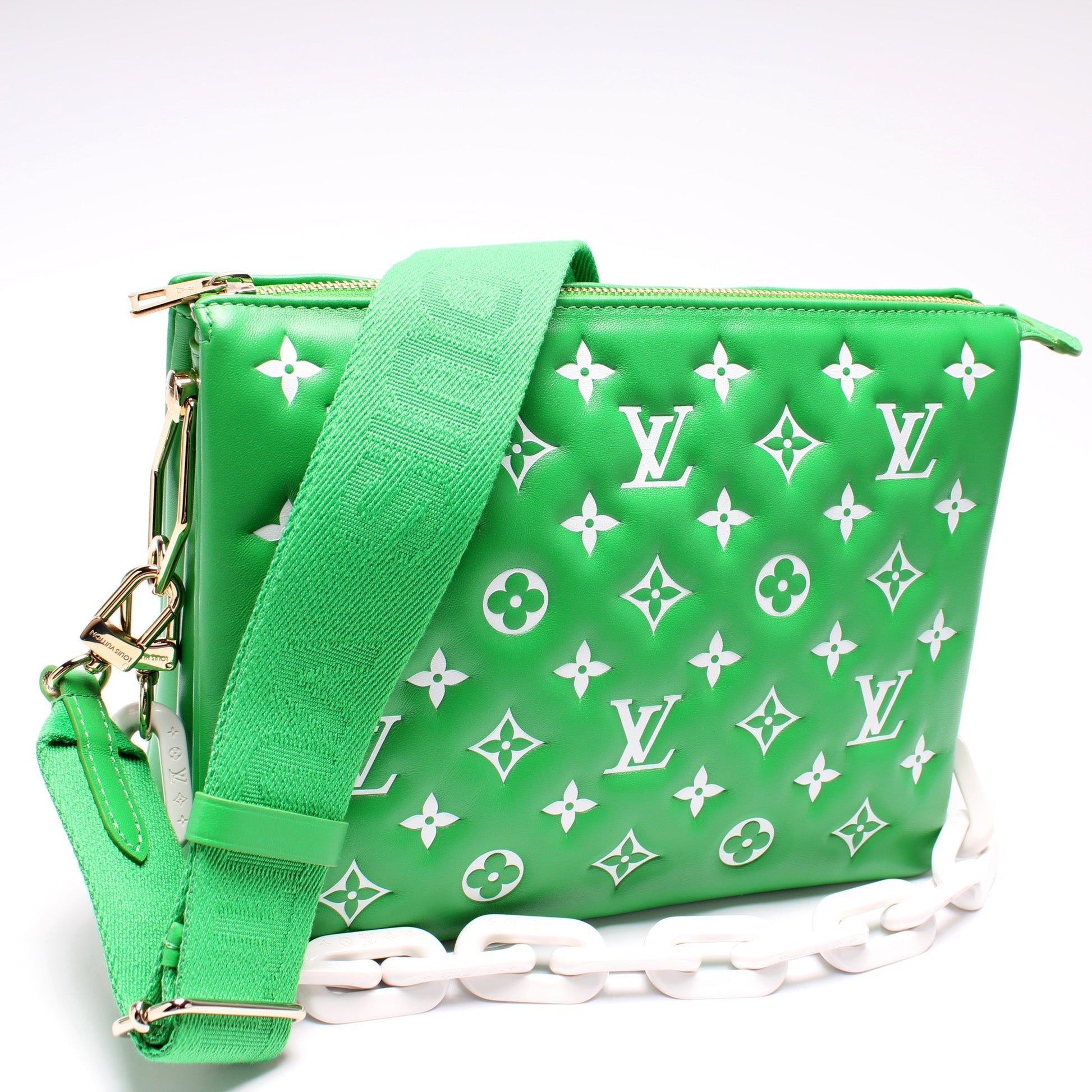 Louis Vuitton Coussin PM Lambskin Handbag Lambskin 19
