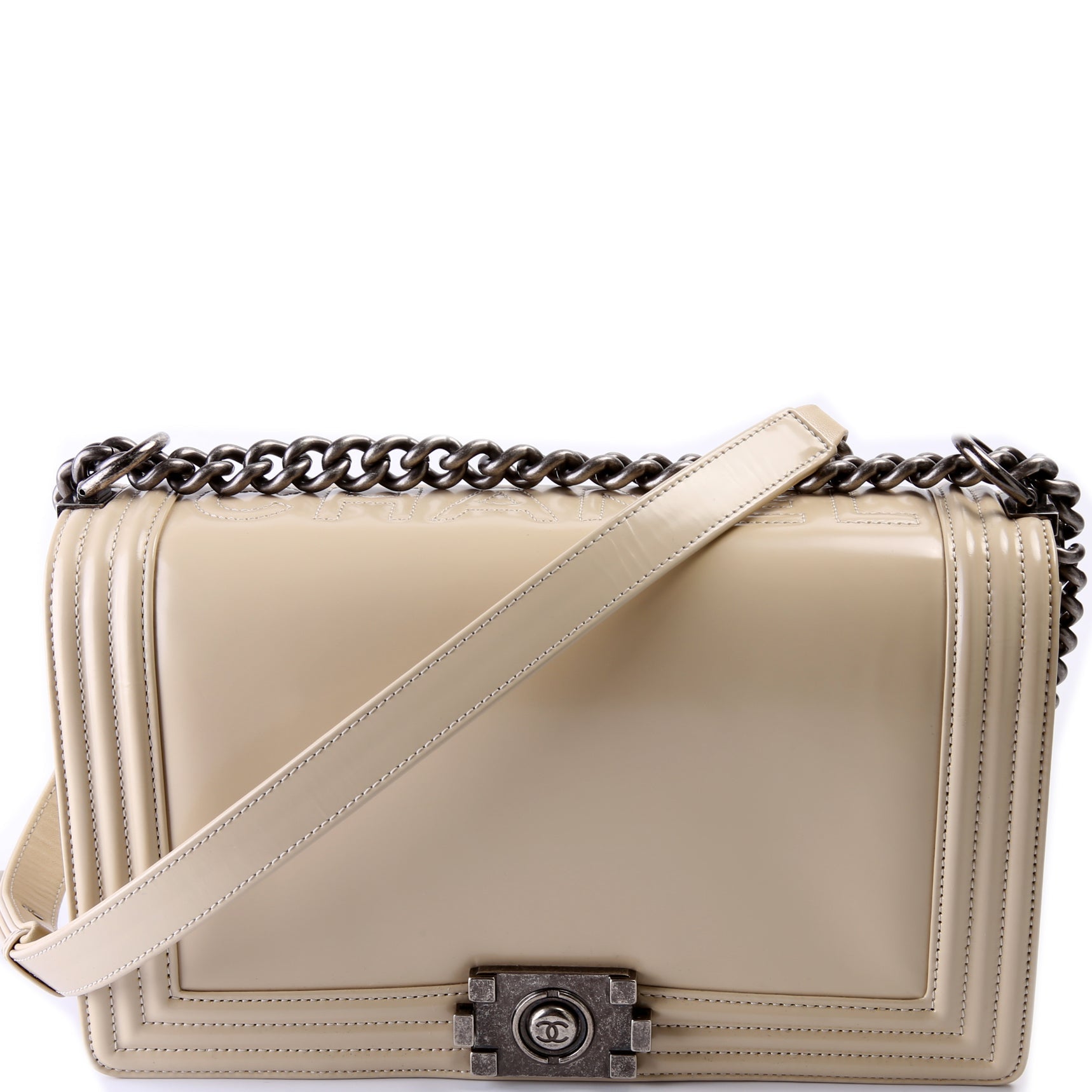 Chanel Boy Flap 21M Handbag Medium 21M