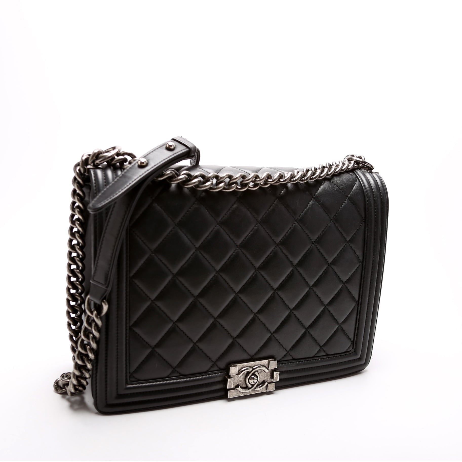 Chanel Boy Flap Lambskin 19M Handbag 19M 1