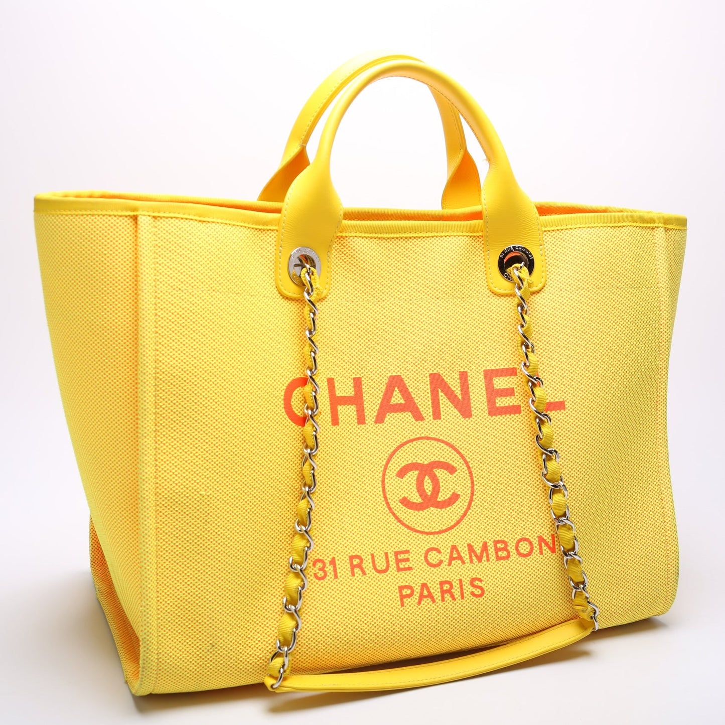 Chanel Deauville Mixed Fabrics 31M Handbag