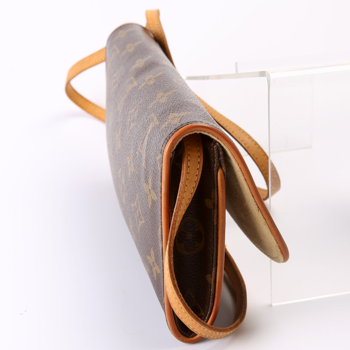 Louis Vuitton Pochette Twin GM Monogram Clutch Bag Monogram 26