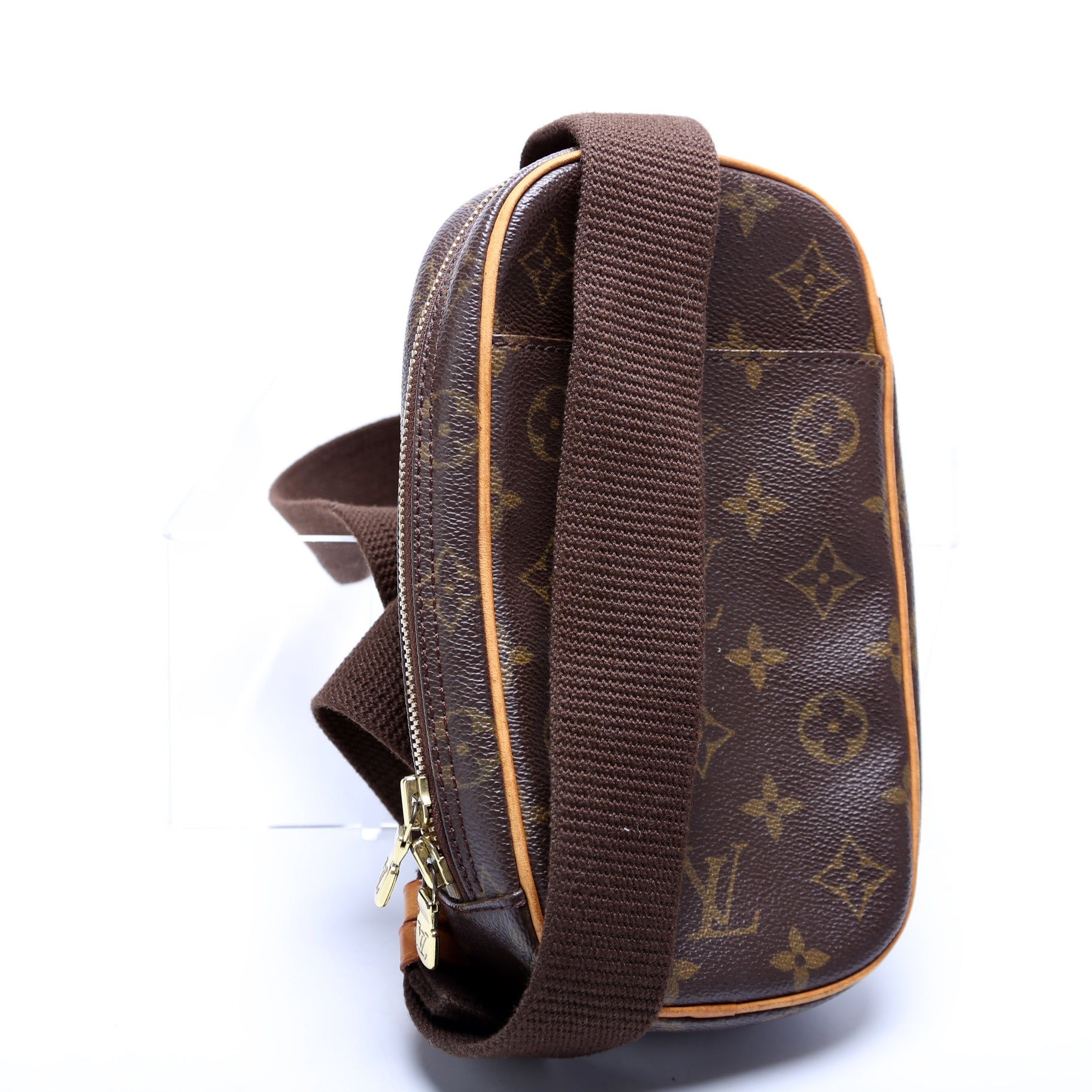 Louis Vuitton Pochette Gange Monogram Clutch Bag Monogram 16