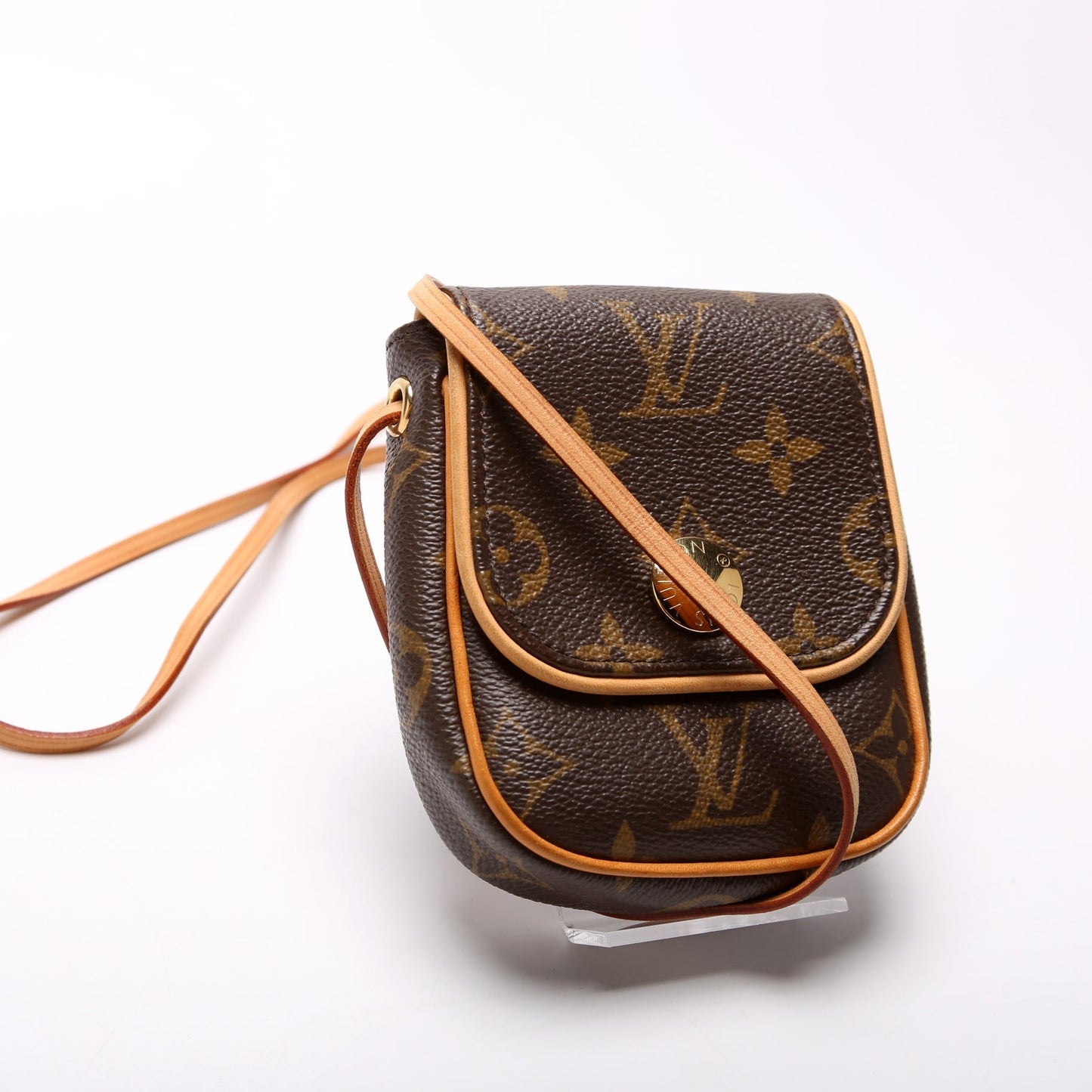 Louis Vuitton Pochette Cancun Monogram Crossbody Bag Monogram 2