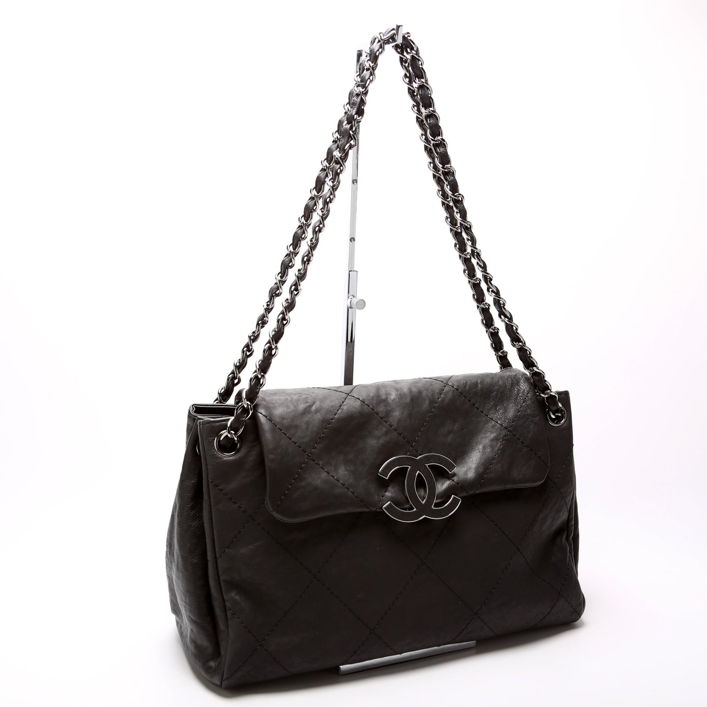 Chanel Hamptons CC Accordion Flap Calfskin 15M Tote Bag