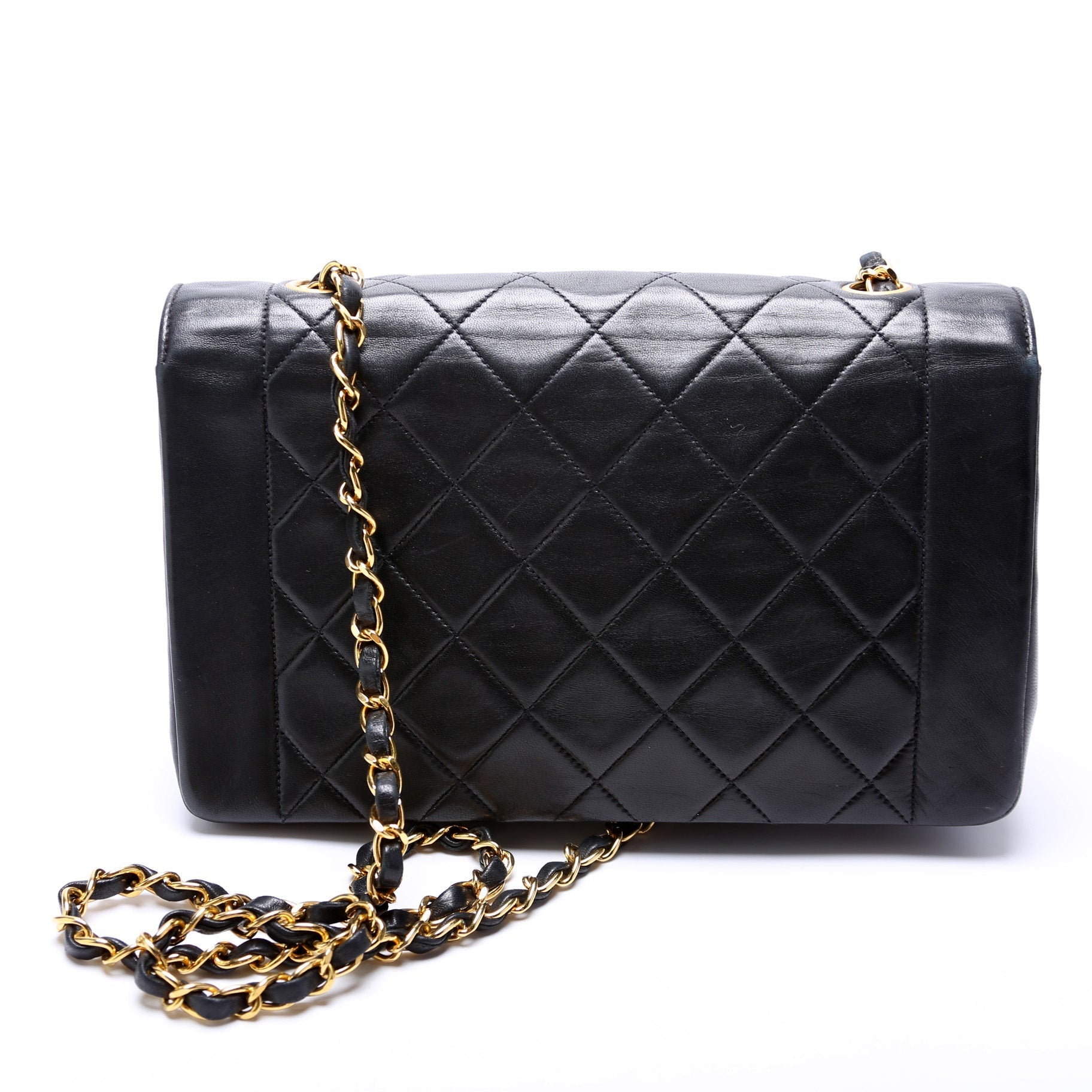 Chanel Geometric Diana Flap Quilted Lambskin 2M Handbag