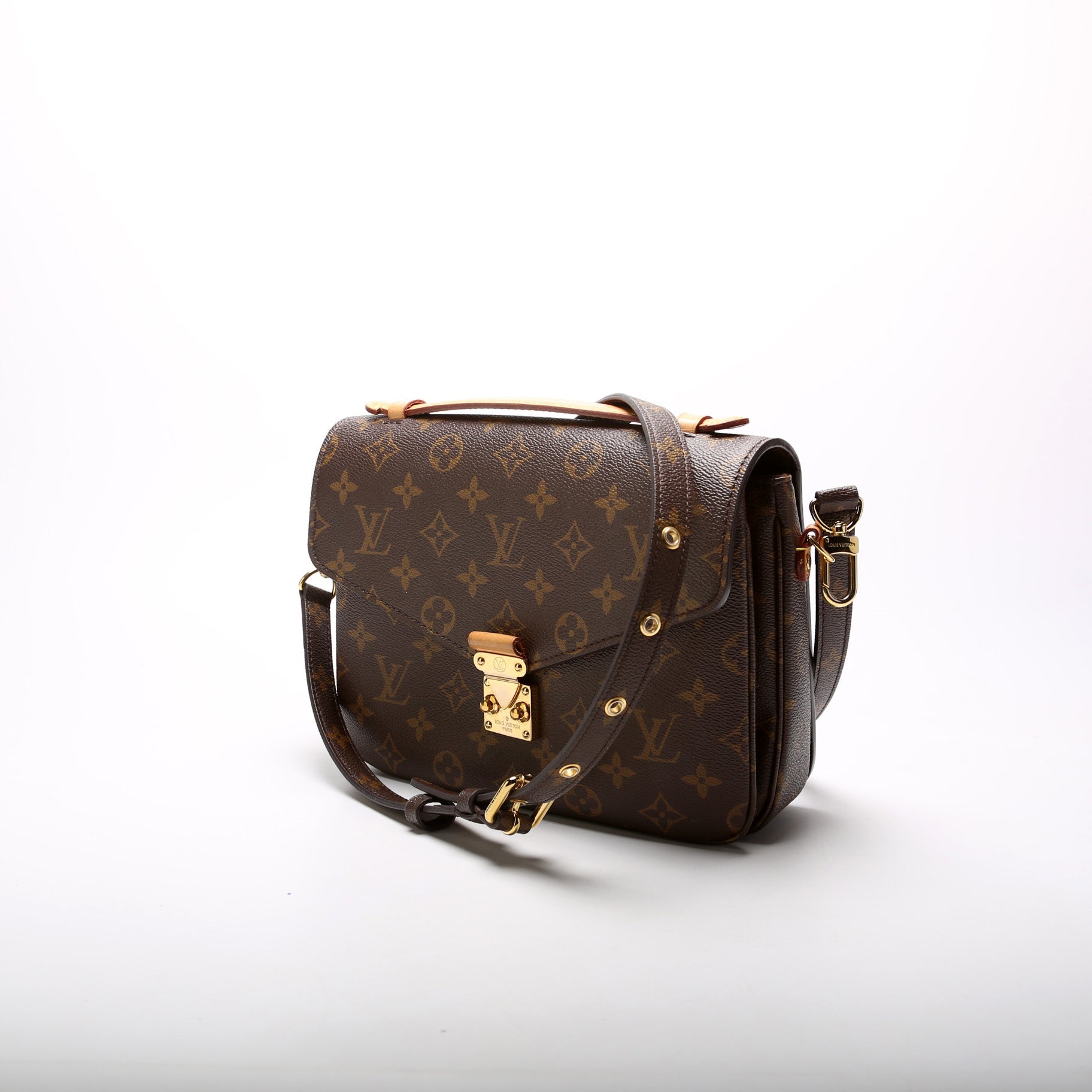 Louis Vuitton Pochette Metis Monogram Clutch Bag Monogram 55