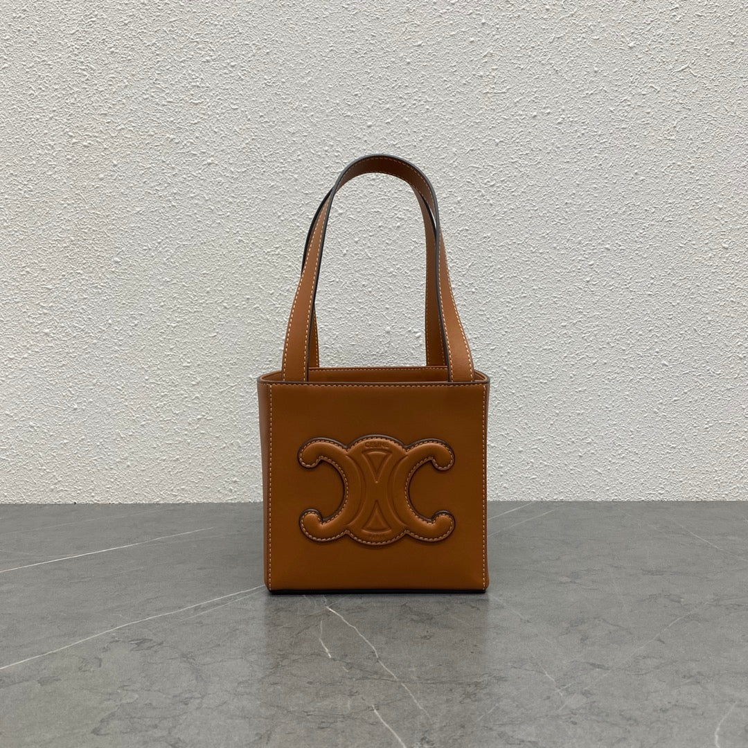 Top Quality Cube Bag Cuir Triomphe Square Tan Travel Bag 6In15Cm 3481
