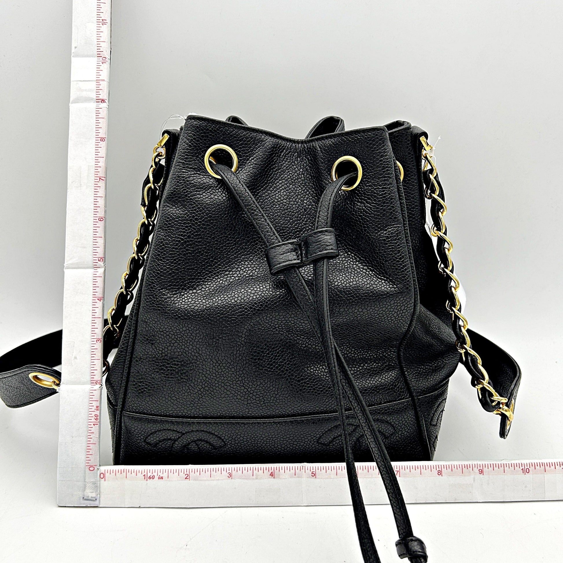 CHANEL Caviar Drawstring Shoulder Bag Black chcc