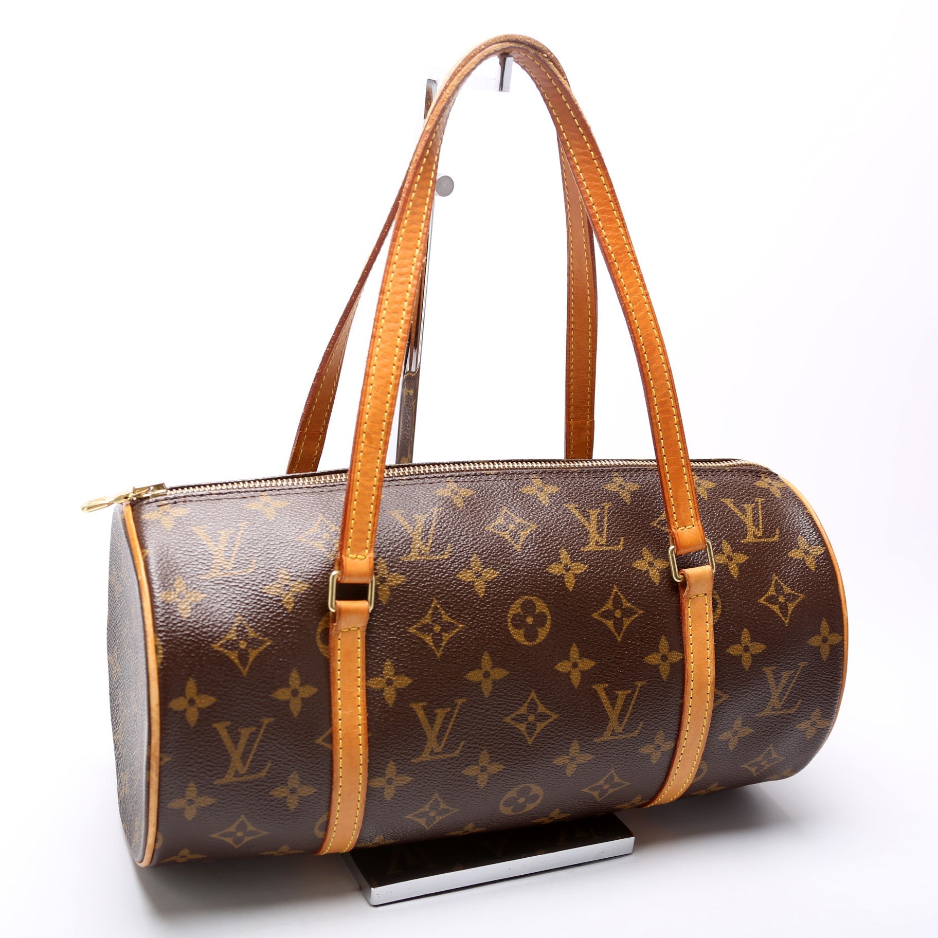 Louis Vuitton Papillon 30 11.5in Monogram Handbag