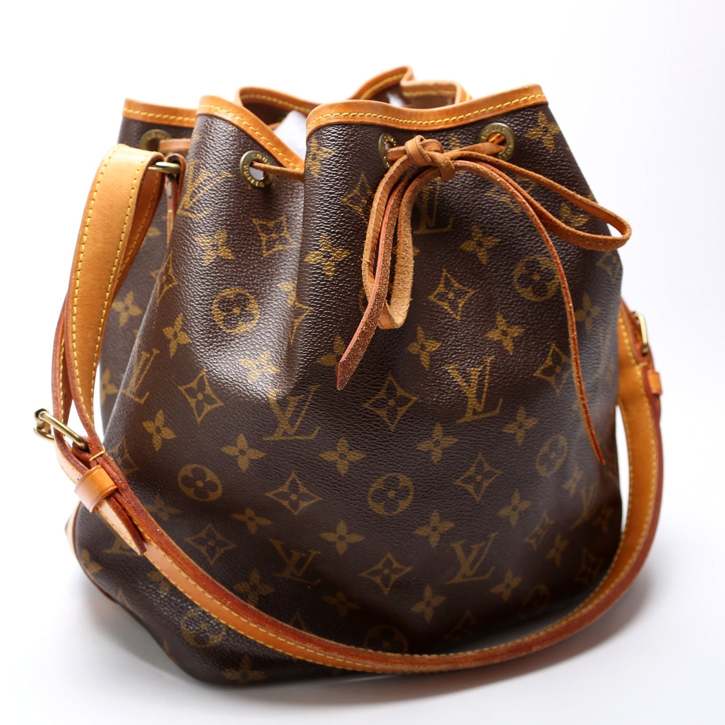 Louis Vuitton Noe Petit Monogram Handbag 10
