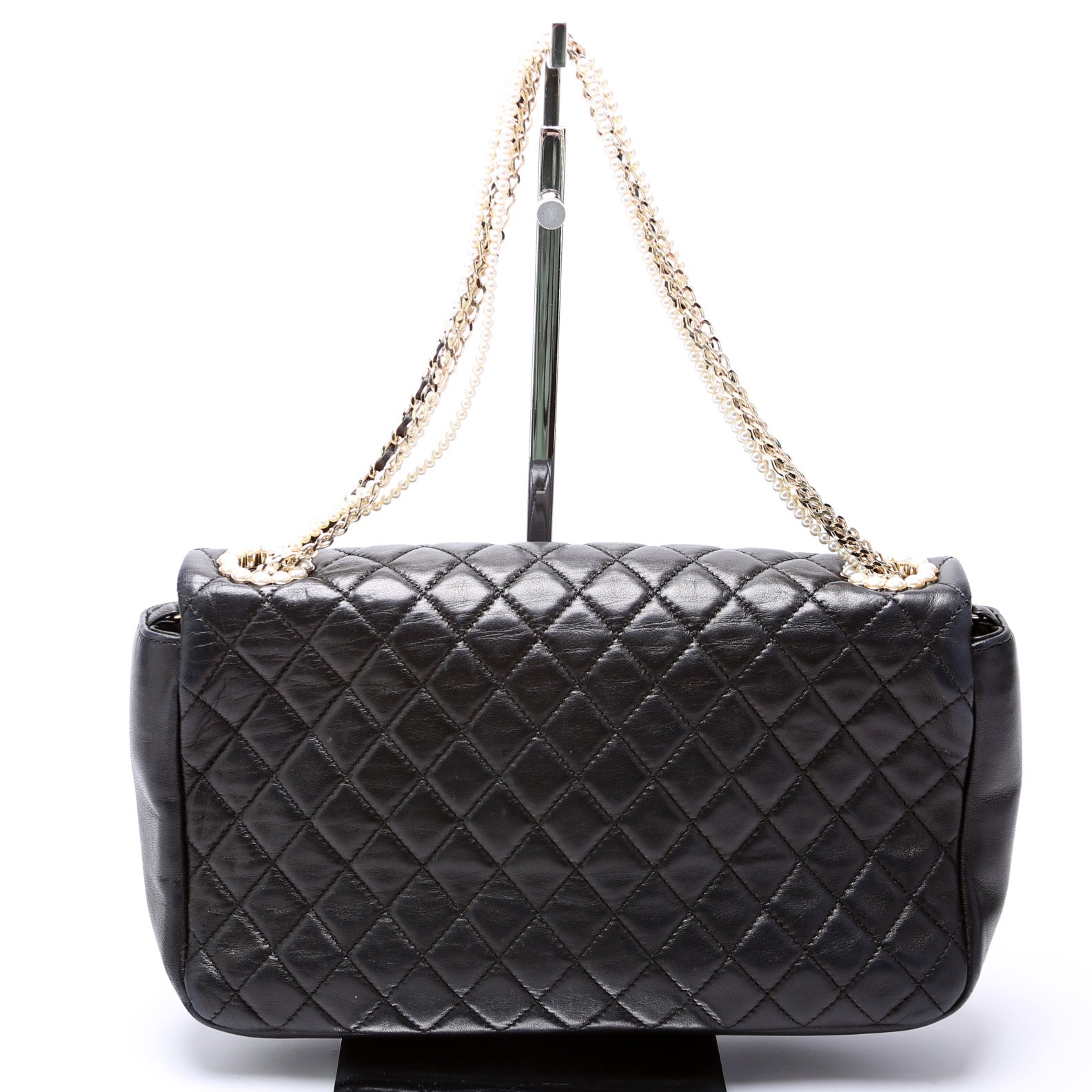Chanel Westminster Pearl Quilted Lambskin Flap 12M Handbag