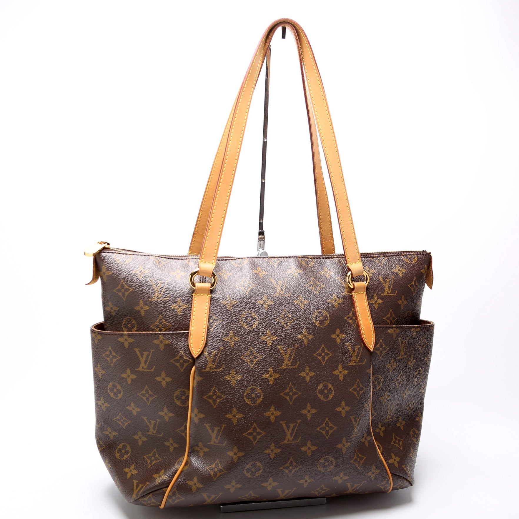 Louis Vuitton Totally Monogram MM Handbag Monogram 4