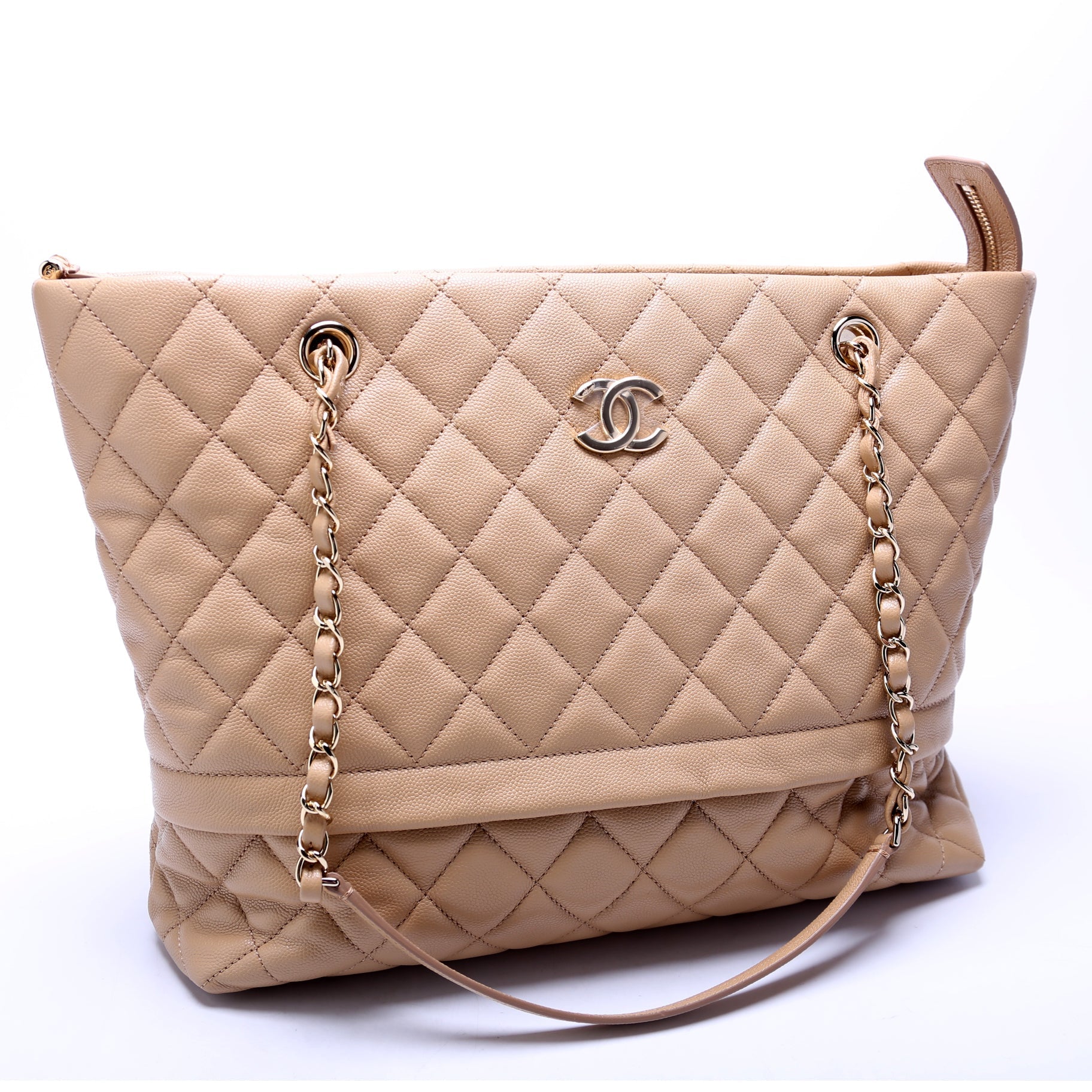 Chanel CC Rolled Up Caviar 28M Tote Bag