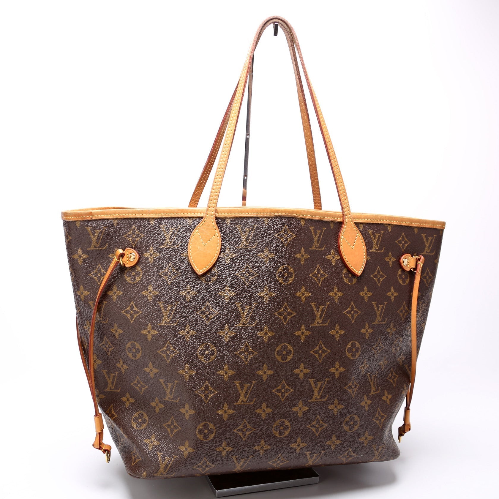 Louis Vuitton Neverfull MM Monogram Tote Bag Monogram 52