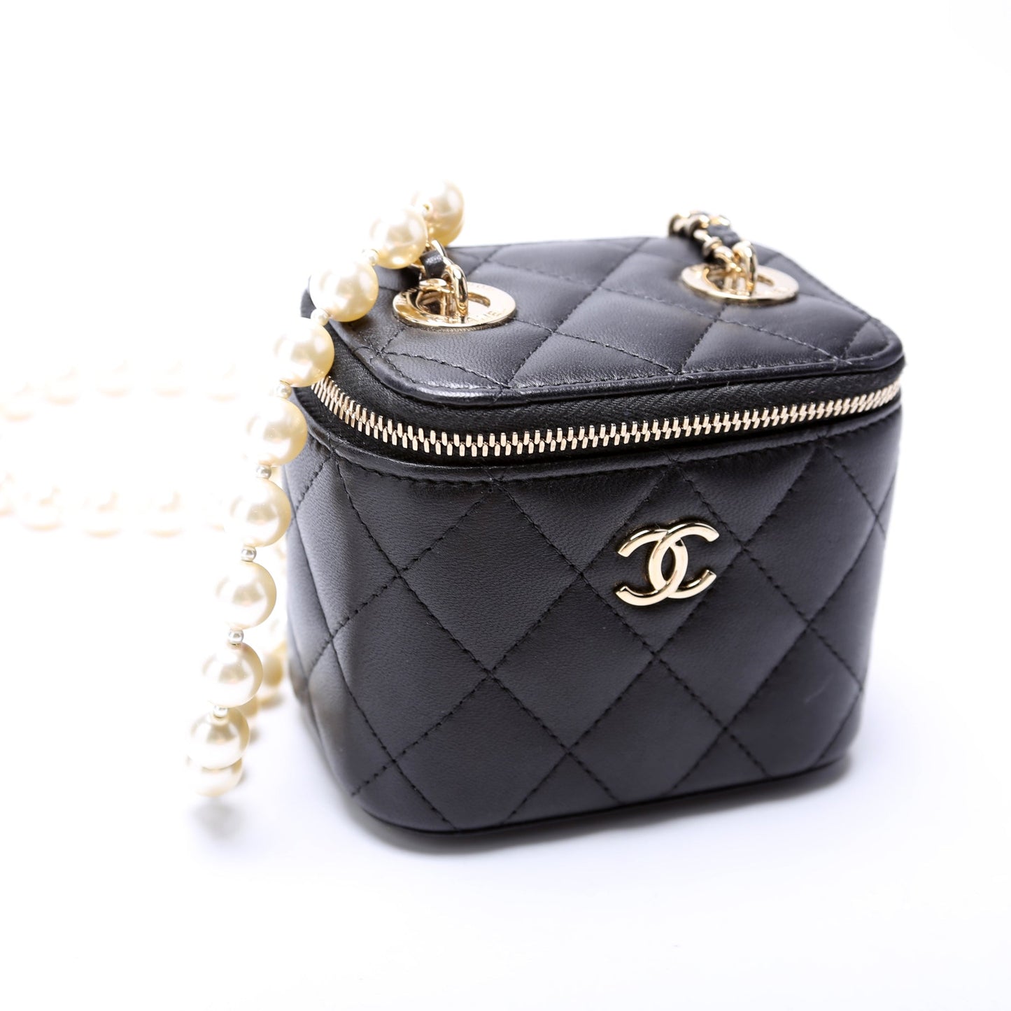 Chanel Vanity W Pearl Lambskin 31M Mini Bag