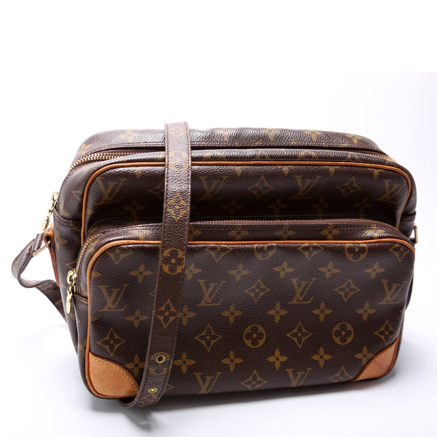 Louis Vuitton Nil Monogram Handbag Monogram 1