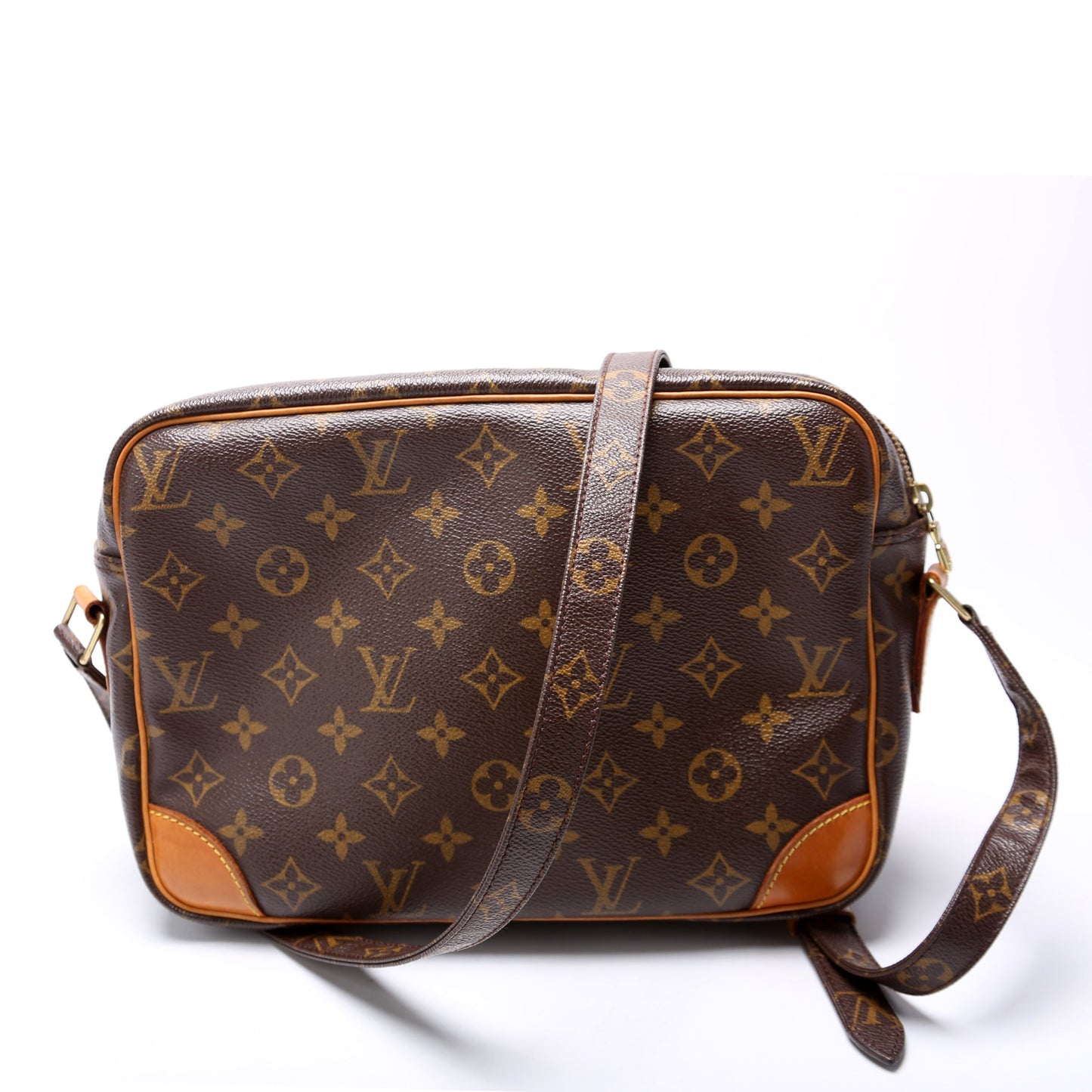 Louis Vuitton Nil Monogram Handbag Monogram 1