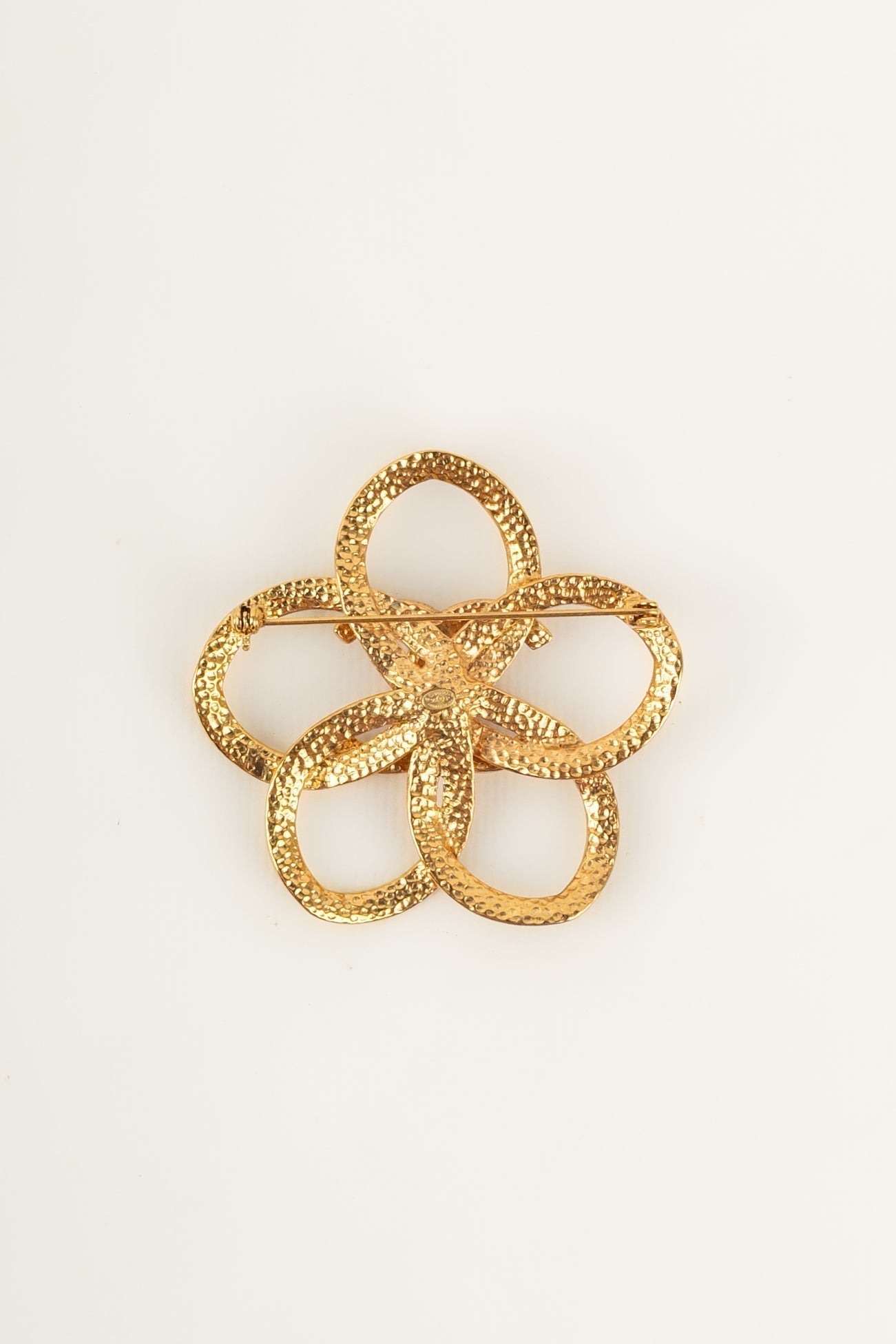 Broche fleur Chanel Printemps