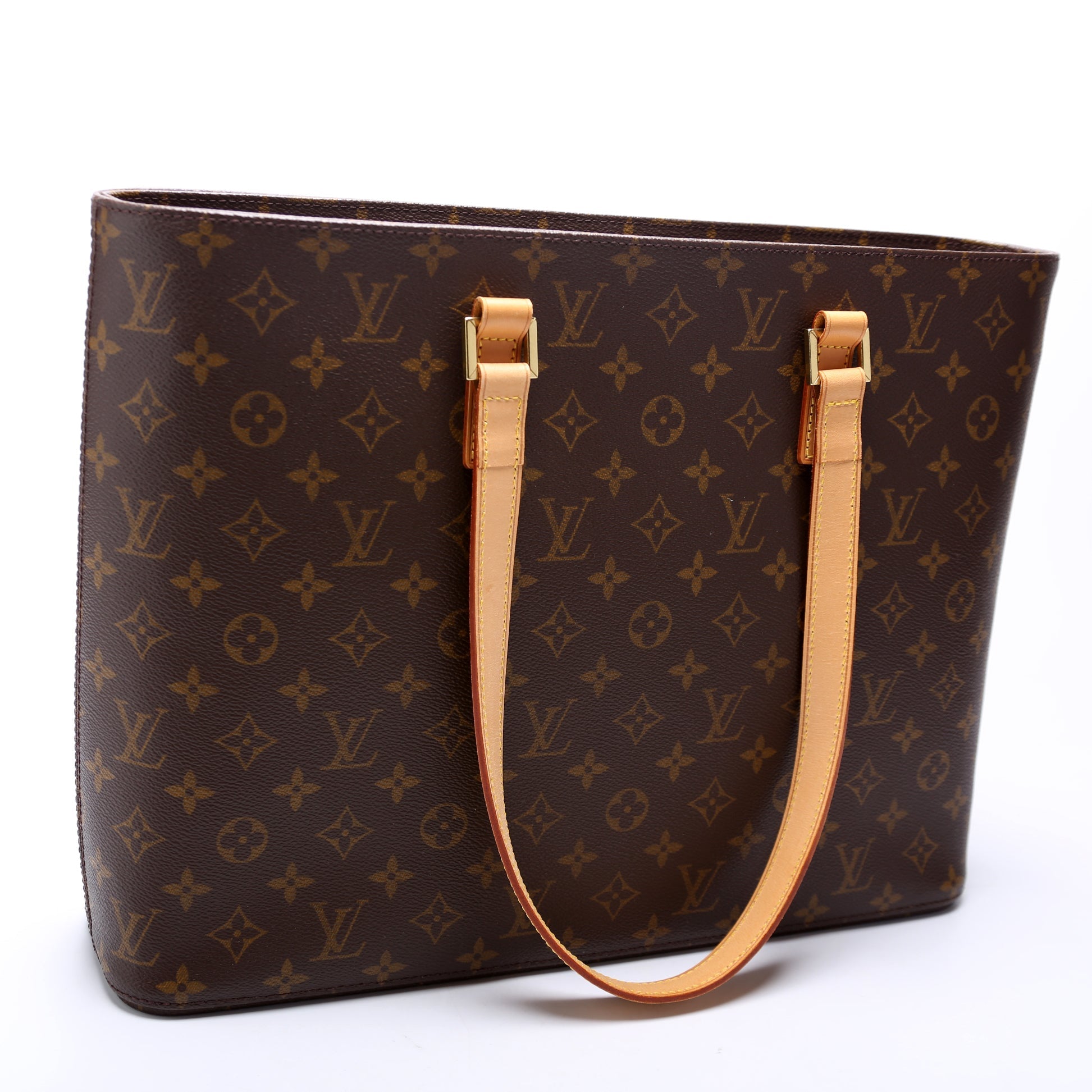 Louis Vuitton Luco Monogram Handbag Monogram 8