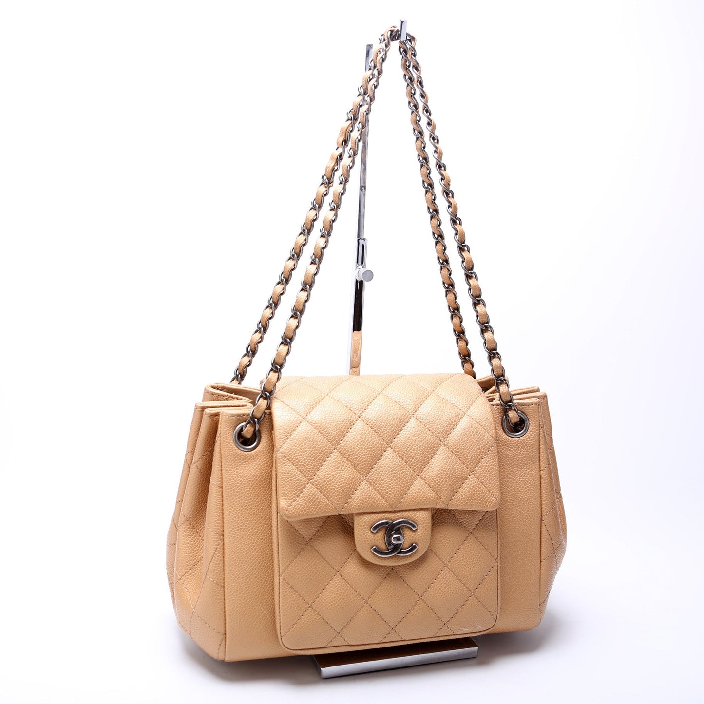 Chanel CC Accordion Shopping Quilted Caviar 22M Handbag