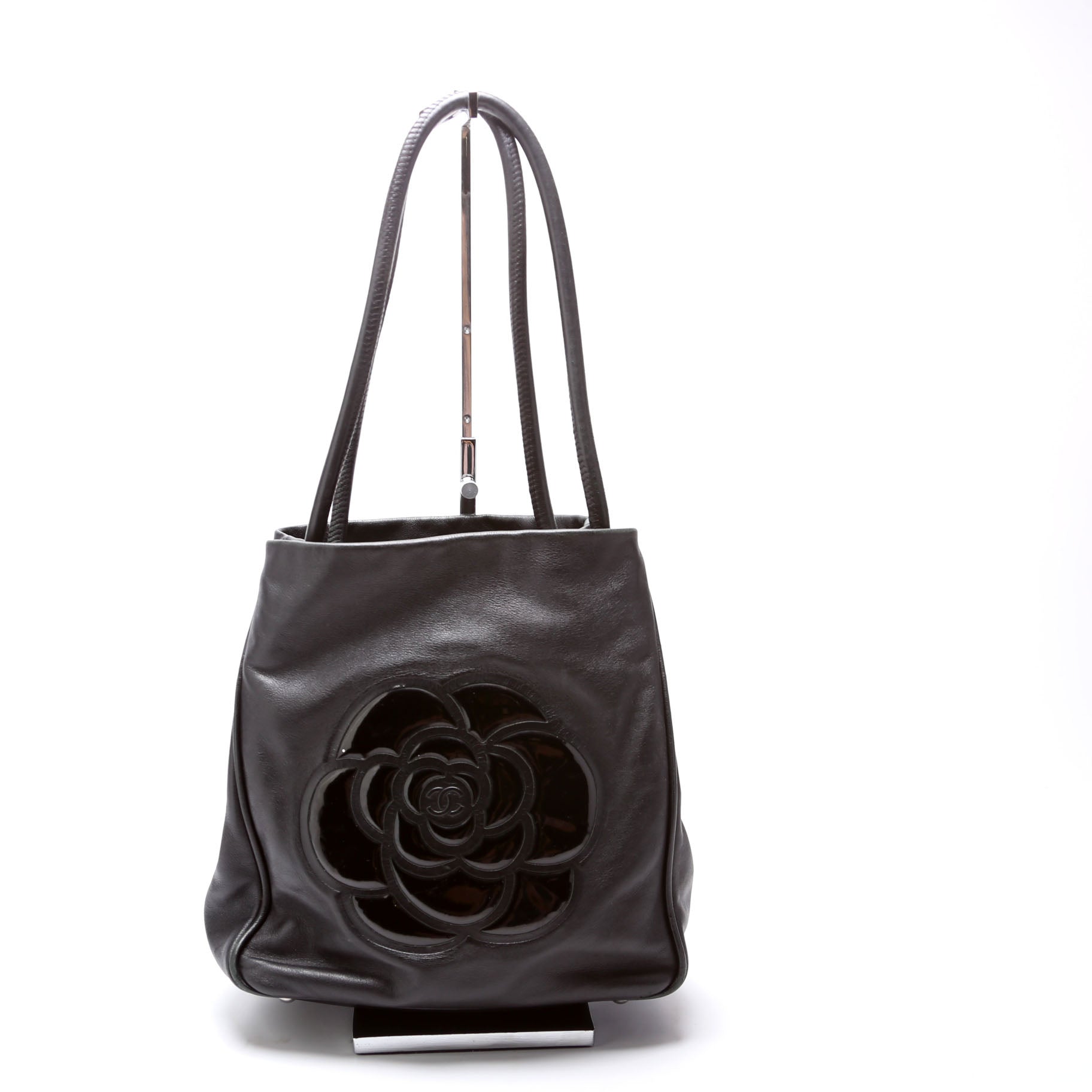Chanel Camellia Lambskin Tote Bag Tote 2