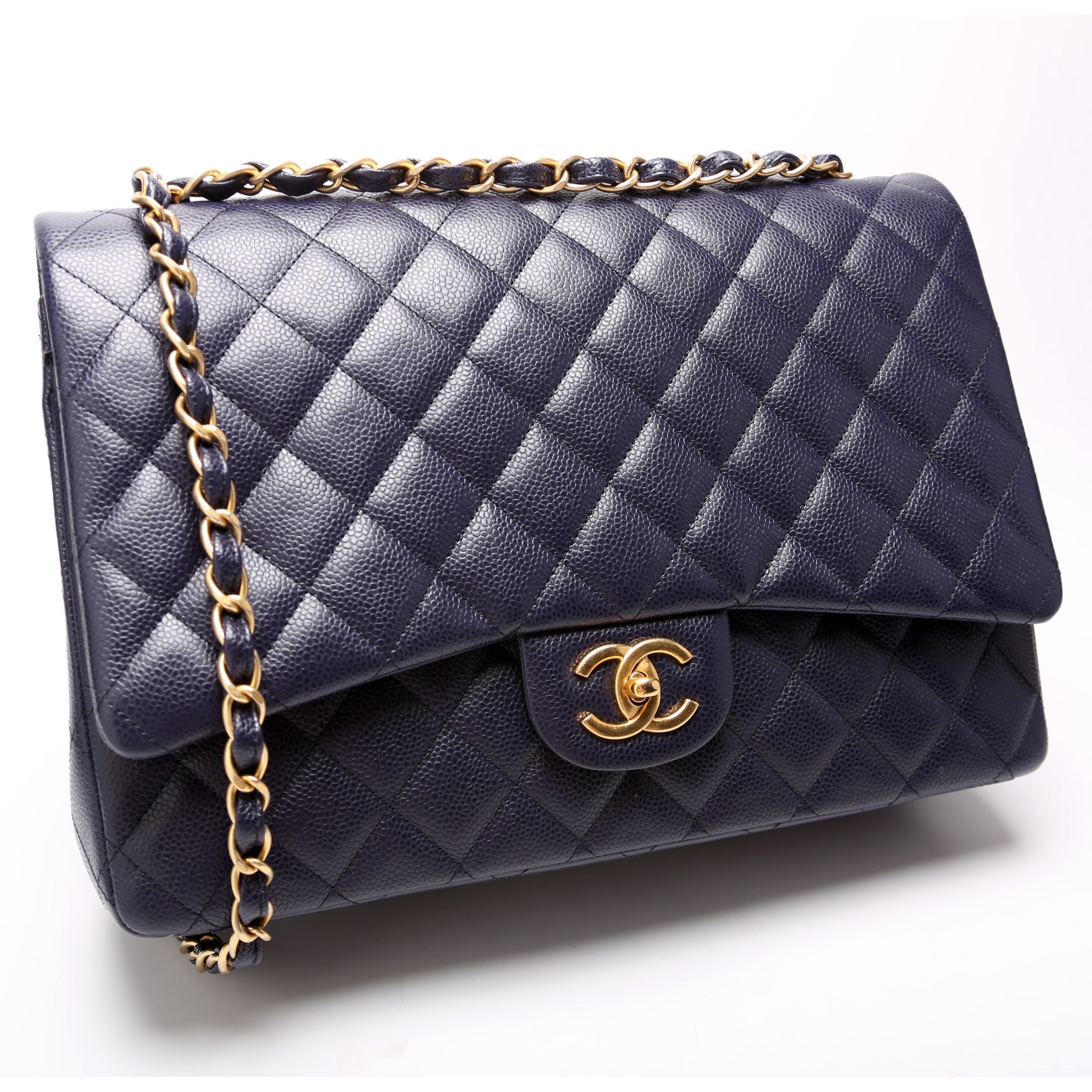 Chanel Classic Flap Maxi Caviar 21-24M Handbag