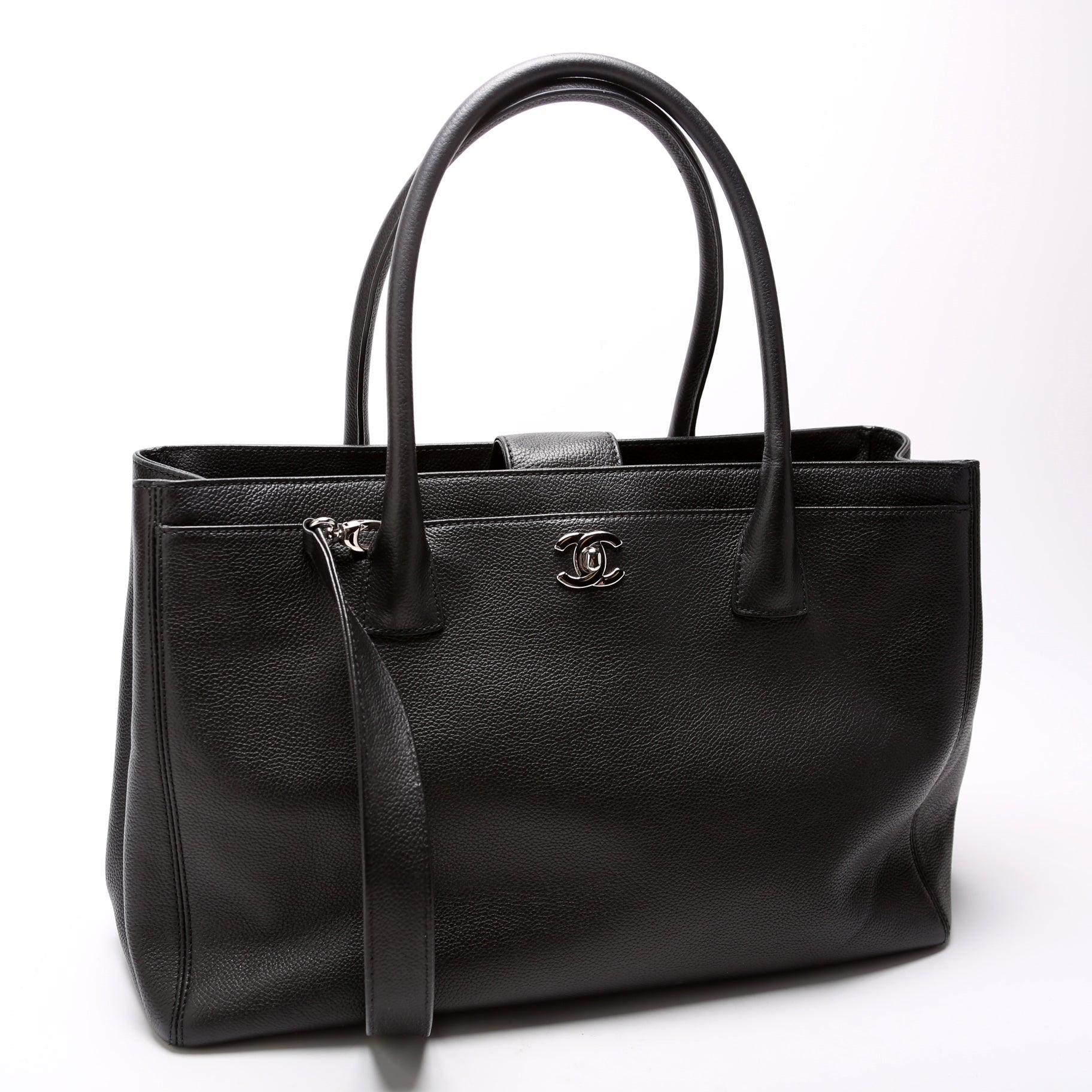 Chanel Cerf Executive Tote Bag Executive 2