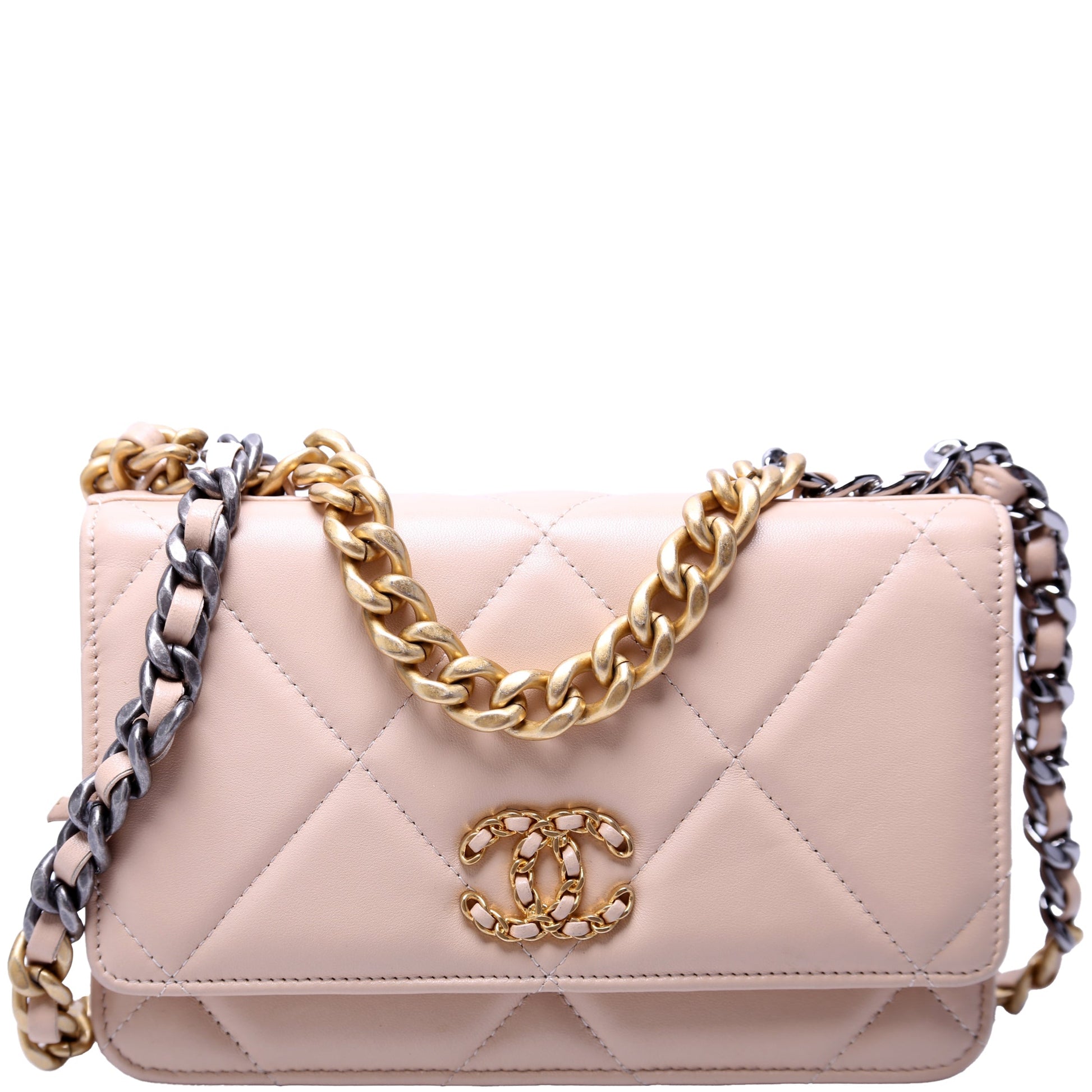 Chanel 19 WOC Quilted Lambskin 31M Clutch Bag