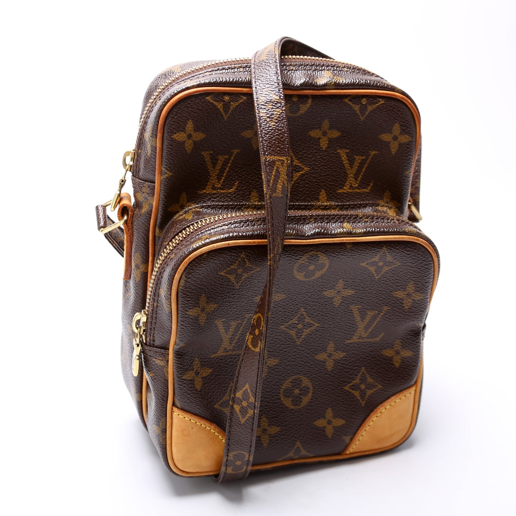 Louis Vuitton Amazone Monogram Handbag Monogram 20