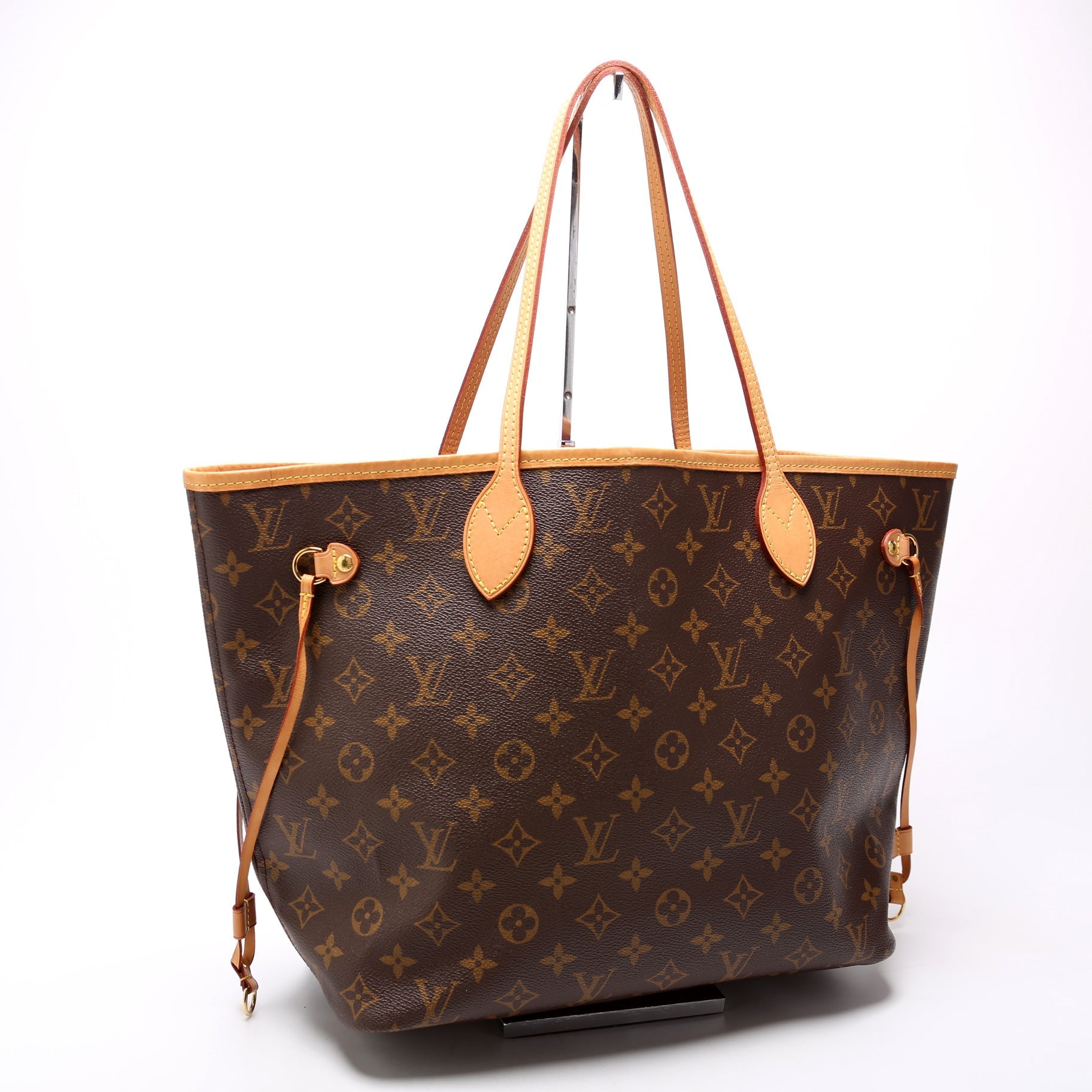 Louis Vuitton Neverfull MM Berry Monogram Tote Bag