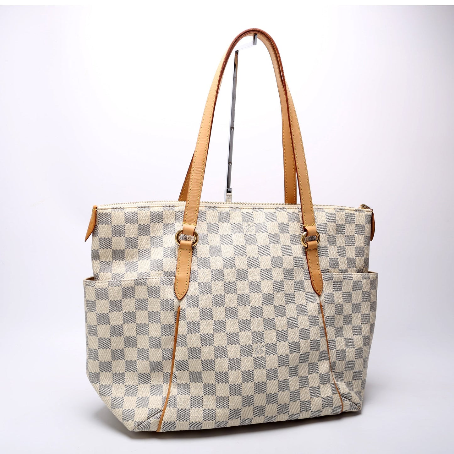 Louis Vuitton Totally Azur MM Damier Handbag Azur 16