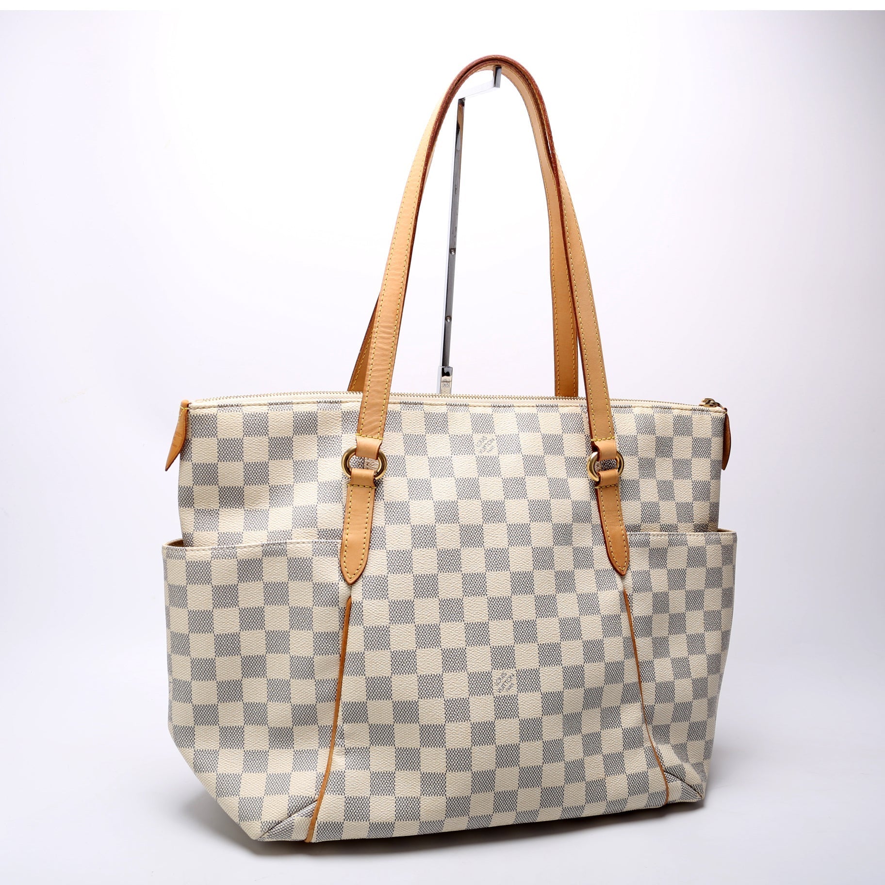 Louis Vuitton Totally Azur MM Damier Handbag Azur 16