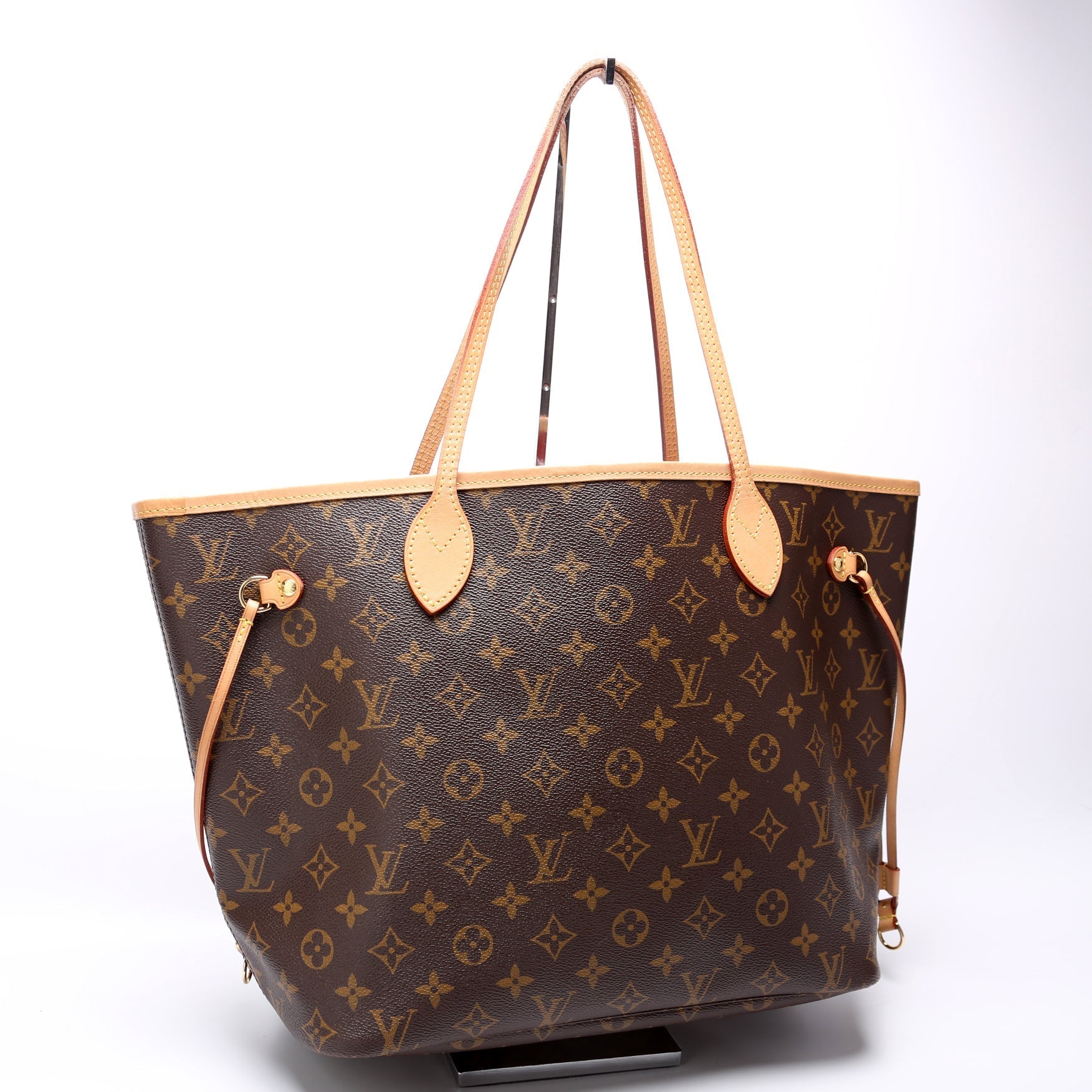 Louis Vuitton Neverfull MM Monogram Tote Bag Monogram 88