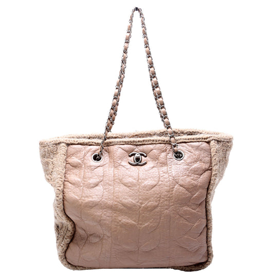 Chanel Knitted 18M Tote Bag
